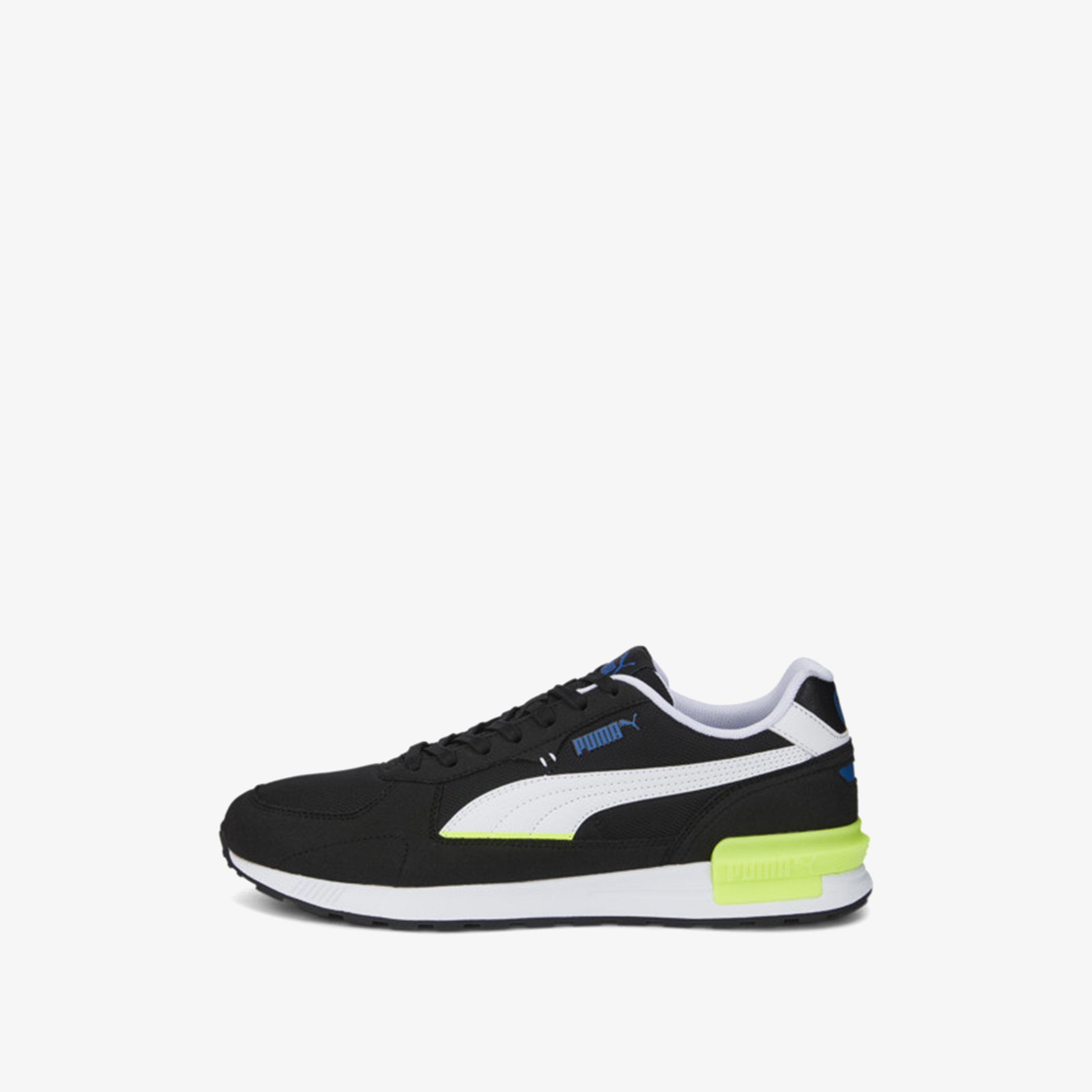 Puma low on sale ankle shoes