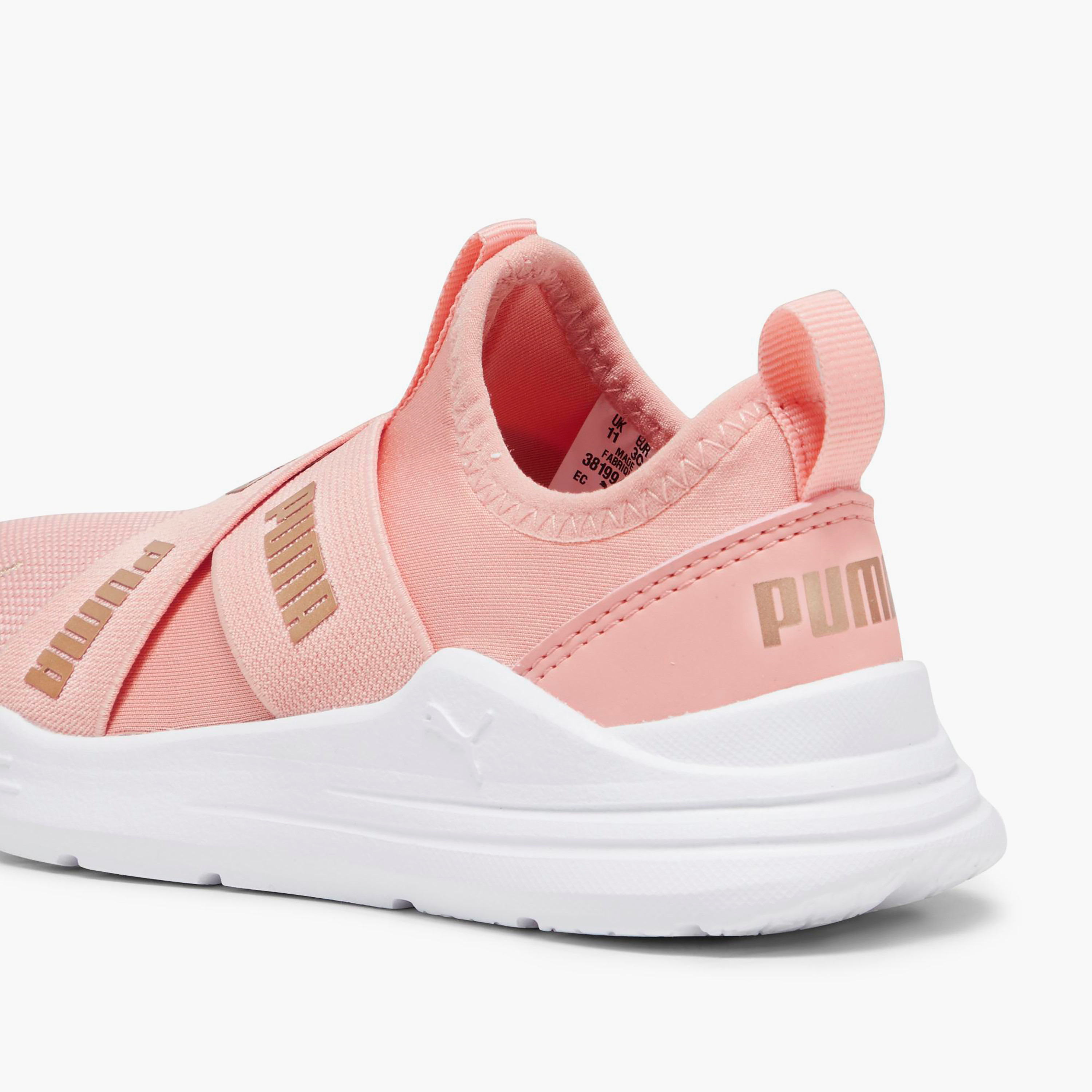 حذاء جري وايرد رن فلاش سهل الارتداء للبنات من بوما-girls-shoes-sports-image-11