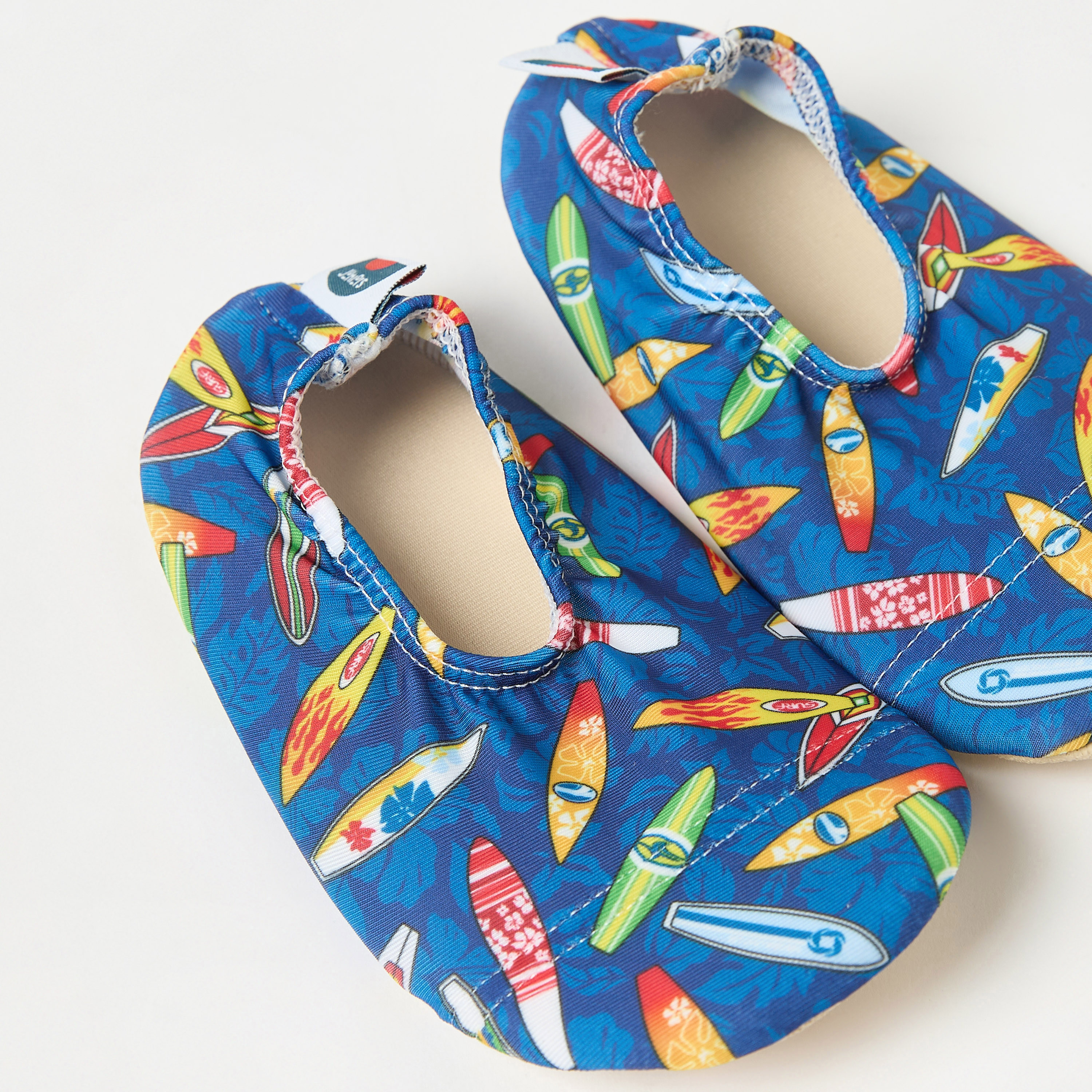 Juniors All-Over Surf Board Print Anti-Slip Swimming Slippers-boys-clothing-sportswear-swimwear-image-4