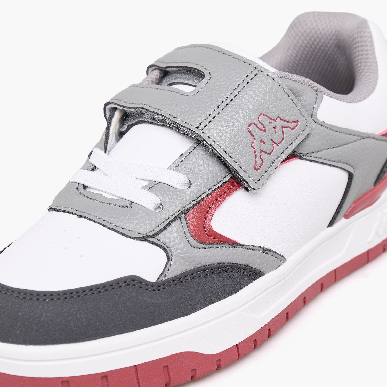حذاء رياضي بقوالب ملونة وشريط إغلاق لاصق للأولاد من كانجاروز-boys-shoes-sneakers-image-4