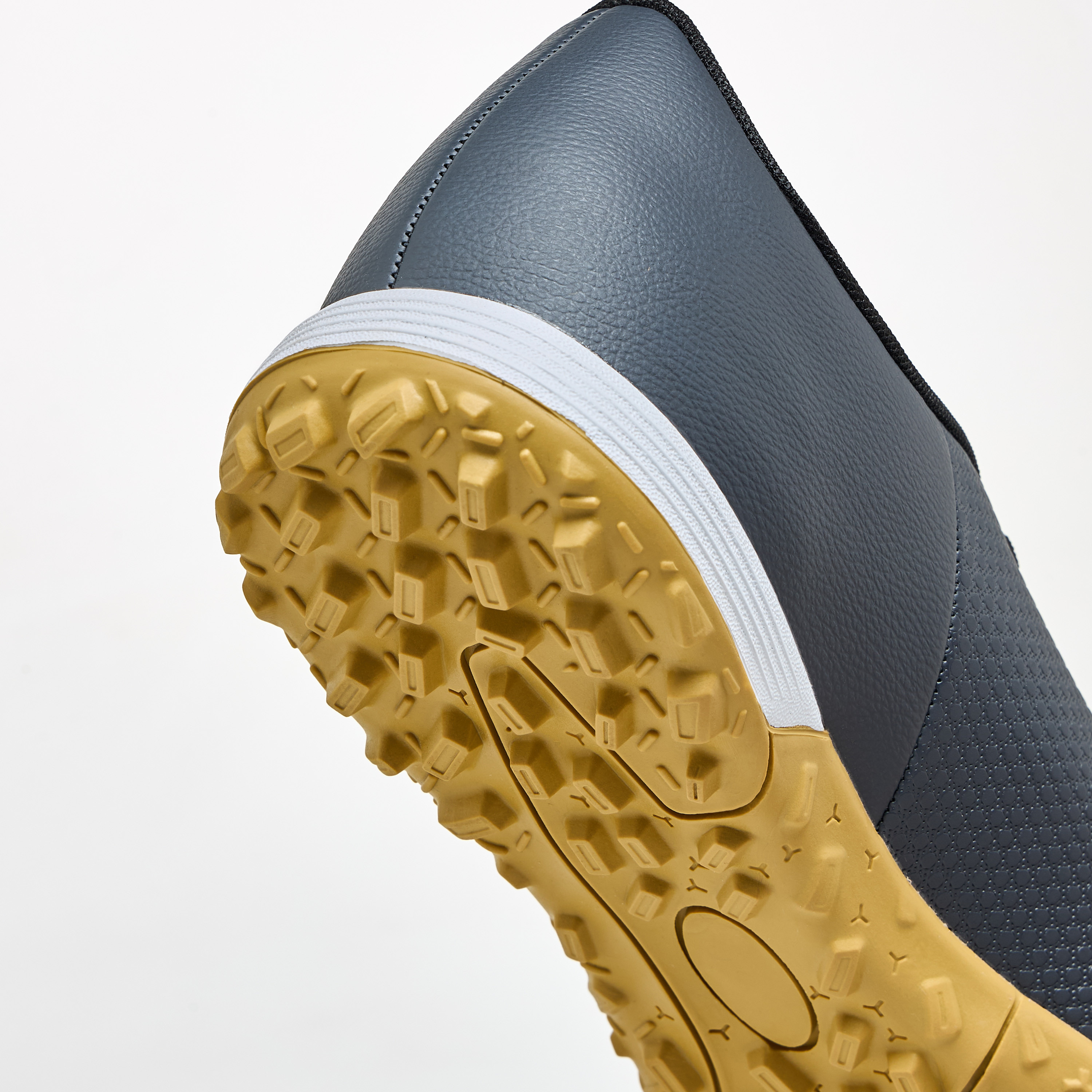 حذاء كرة قدم للرجال برباط من كابا-men-shoes-sports-image-5