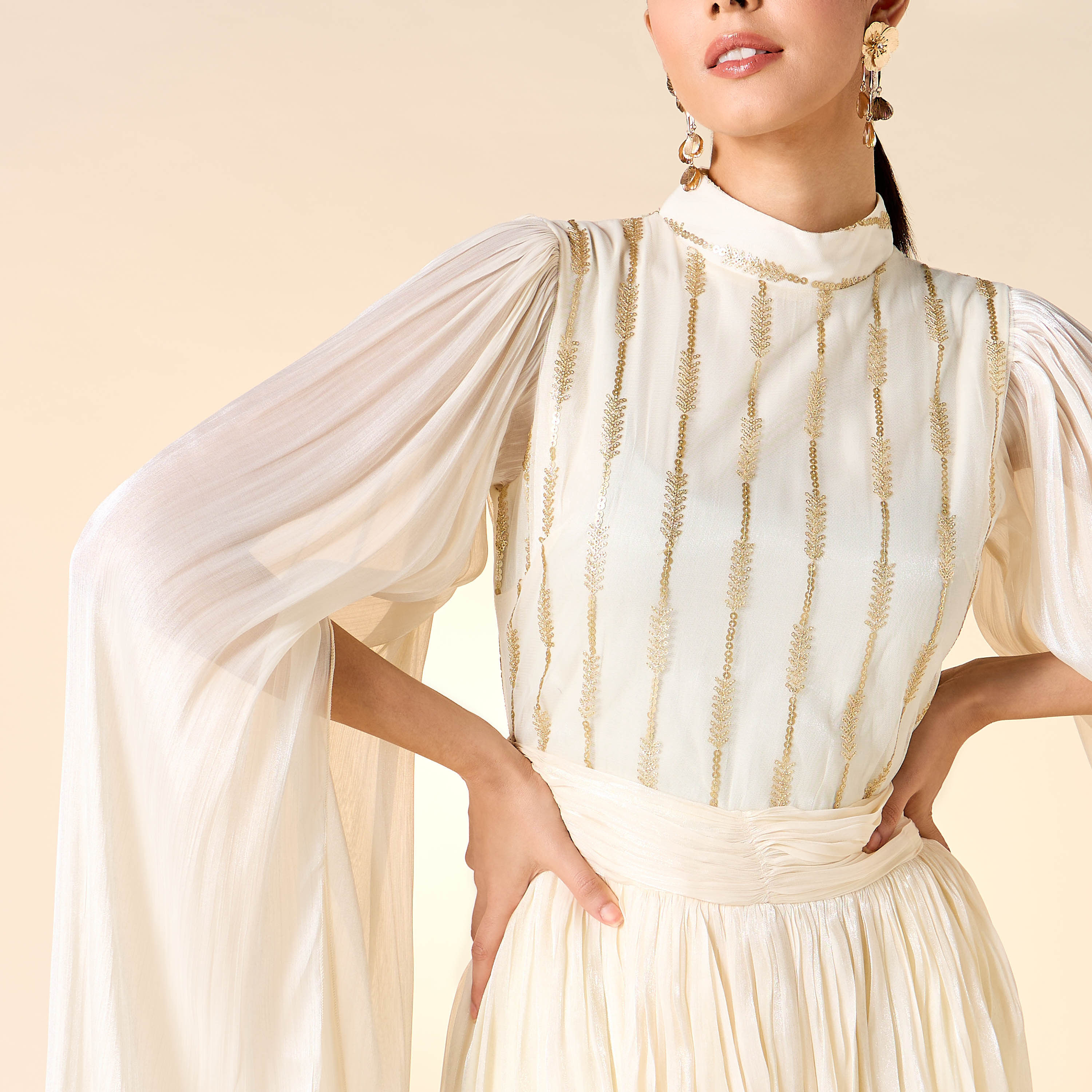 فستان مزين بياقة عالية وأكمام كاب من جولدن أبل-women-clothing-dresses-image-10