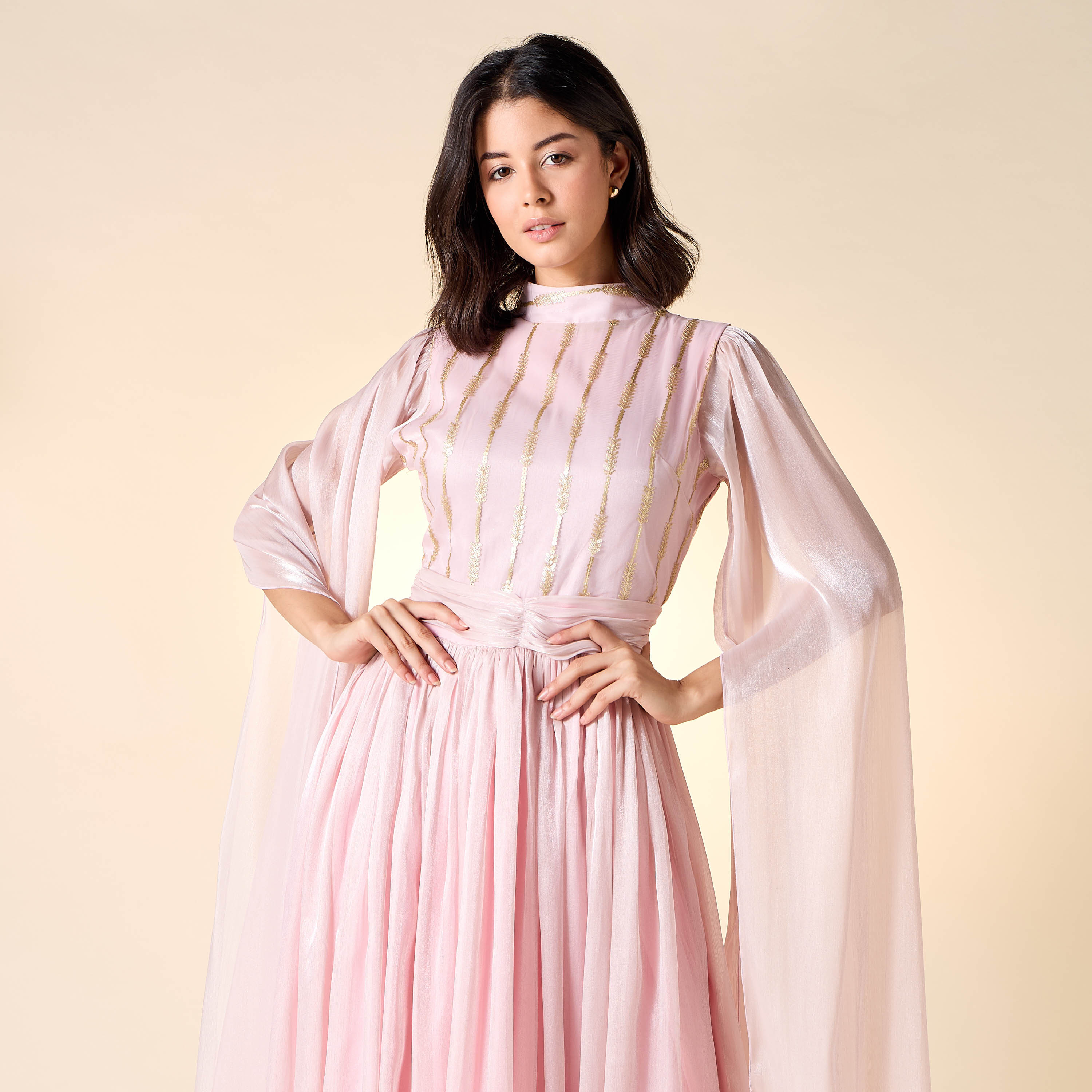فستان مزين بياقة عالية وأكمام كاب من جولدن أبل-women-clothing-dresses-image-4