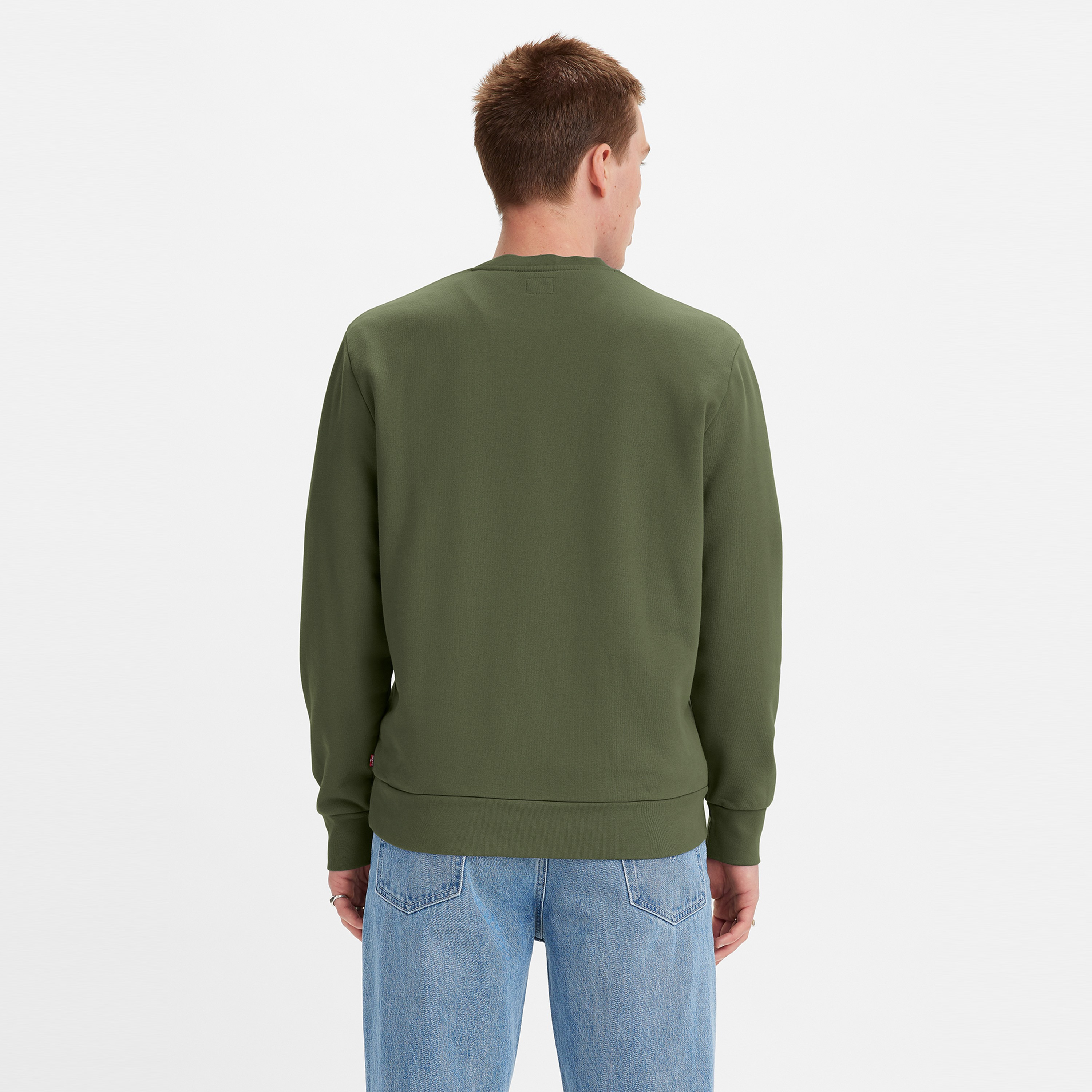 Levi's Batwing Logo Crew Neck Sweatshirt-men-winterwear-hoodiesandsweatshirts-image-2