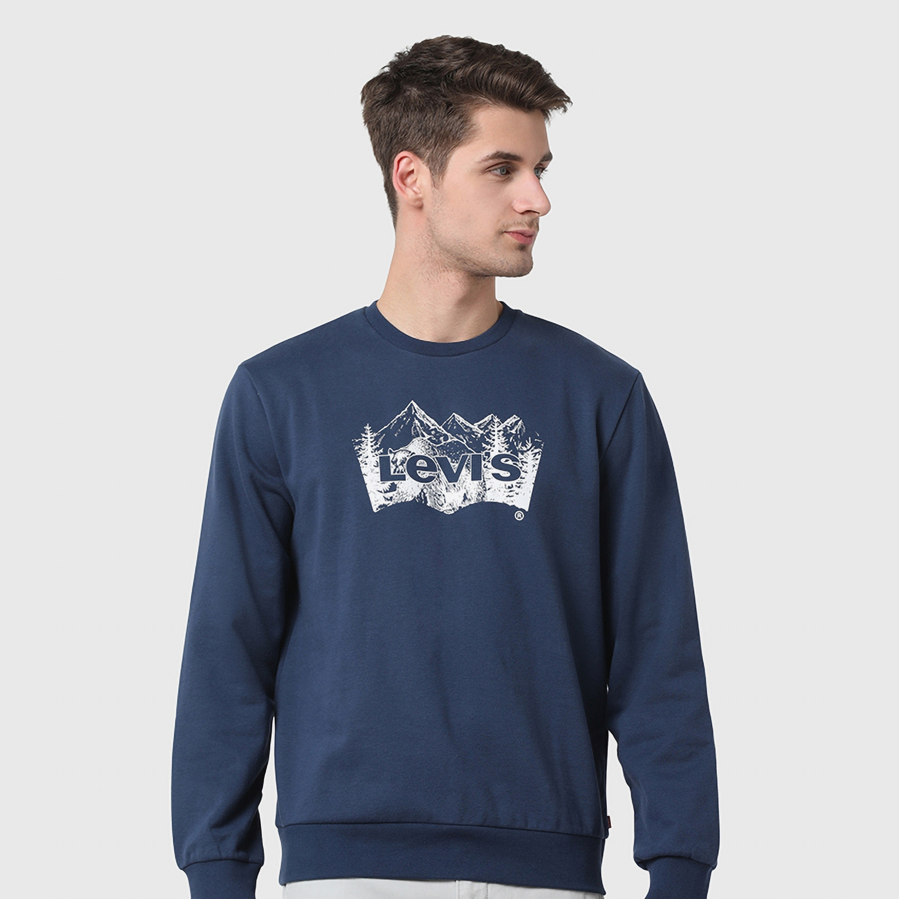 كنزة رجالية بطبعة ليفاي بياقة طويلة بأكمام طويلة-men-winterwear-hoodiesandsweatshirts-image-2
