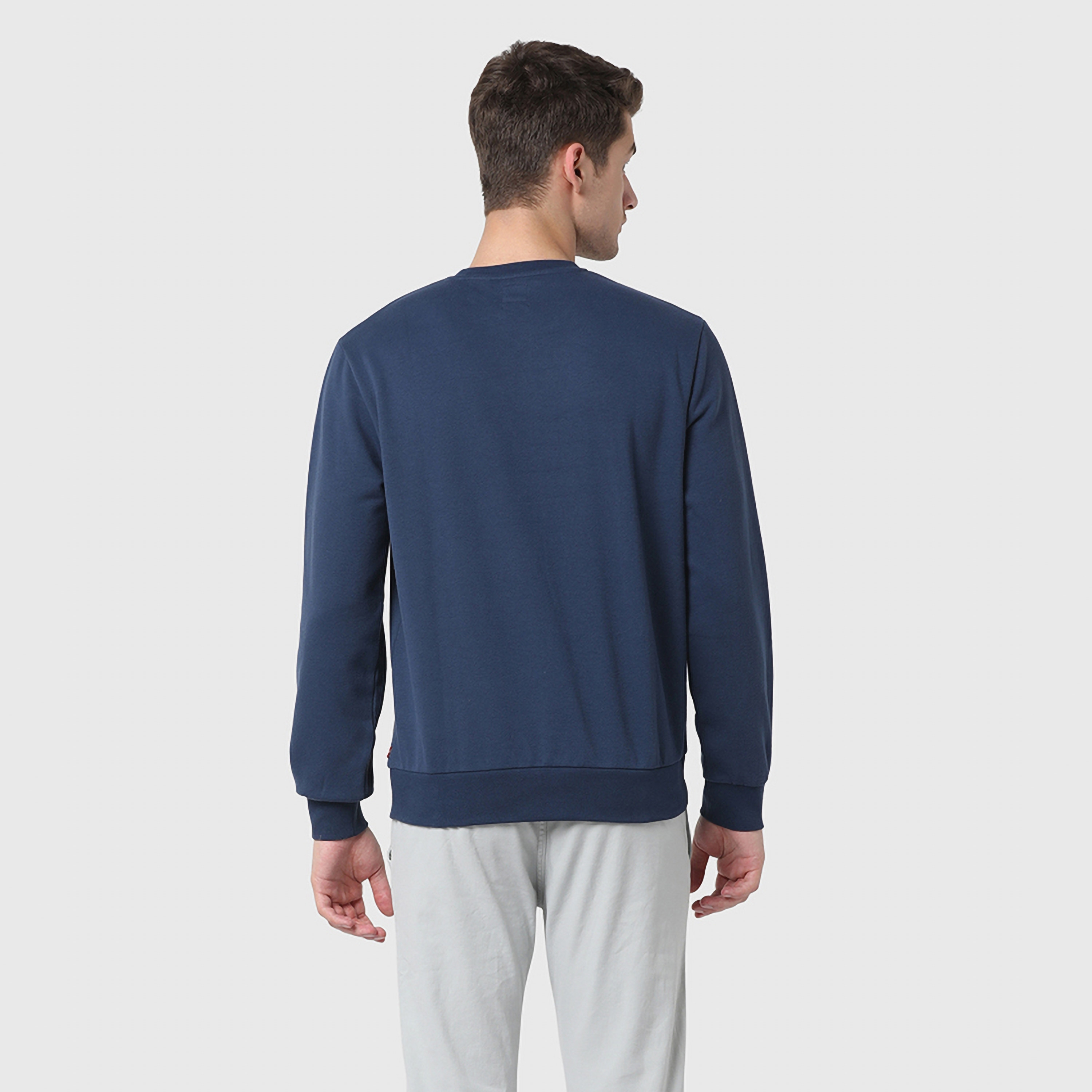 كنزة رجالية بطبعة ليفاي بياقة طويلة بأكمام طويلة-men-winterwear-hoodiesandsweatshirts-image-3