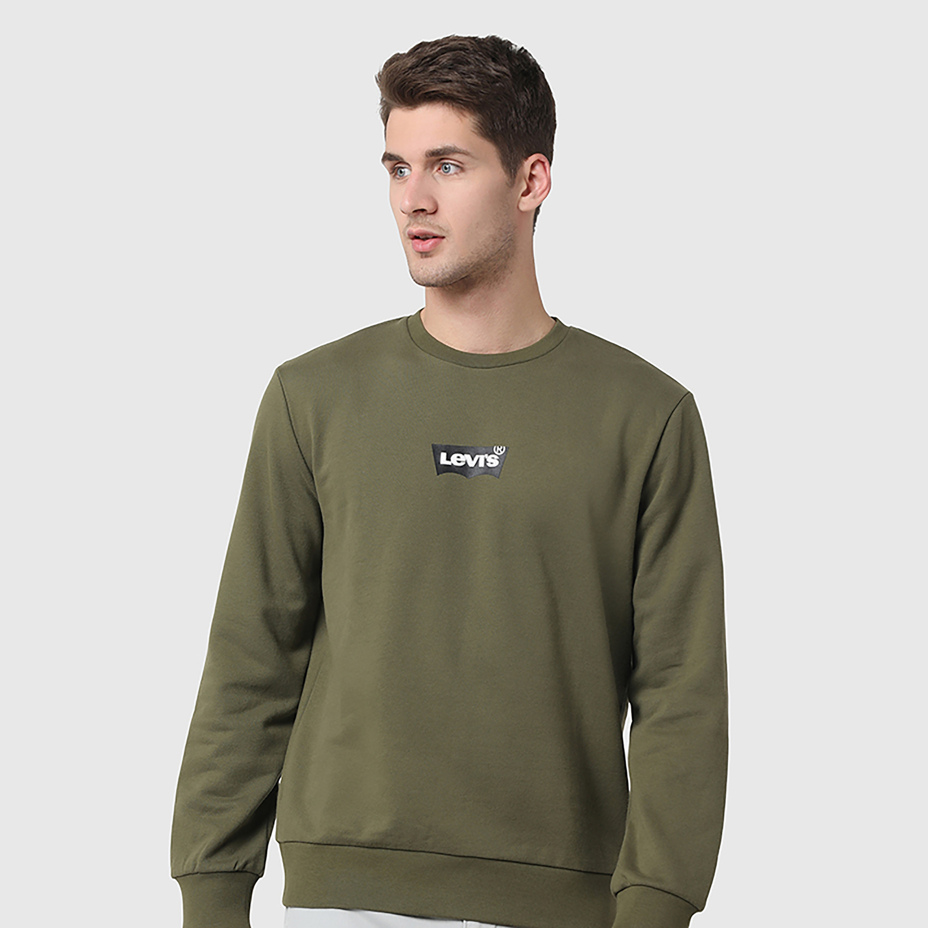 سويت شيرت رجالي سادة برقبة دائرية وأكمام طويلة من ليفايس-men-winterwear-hoodiesandsweatshirts-image-2