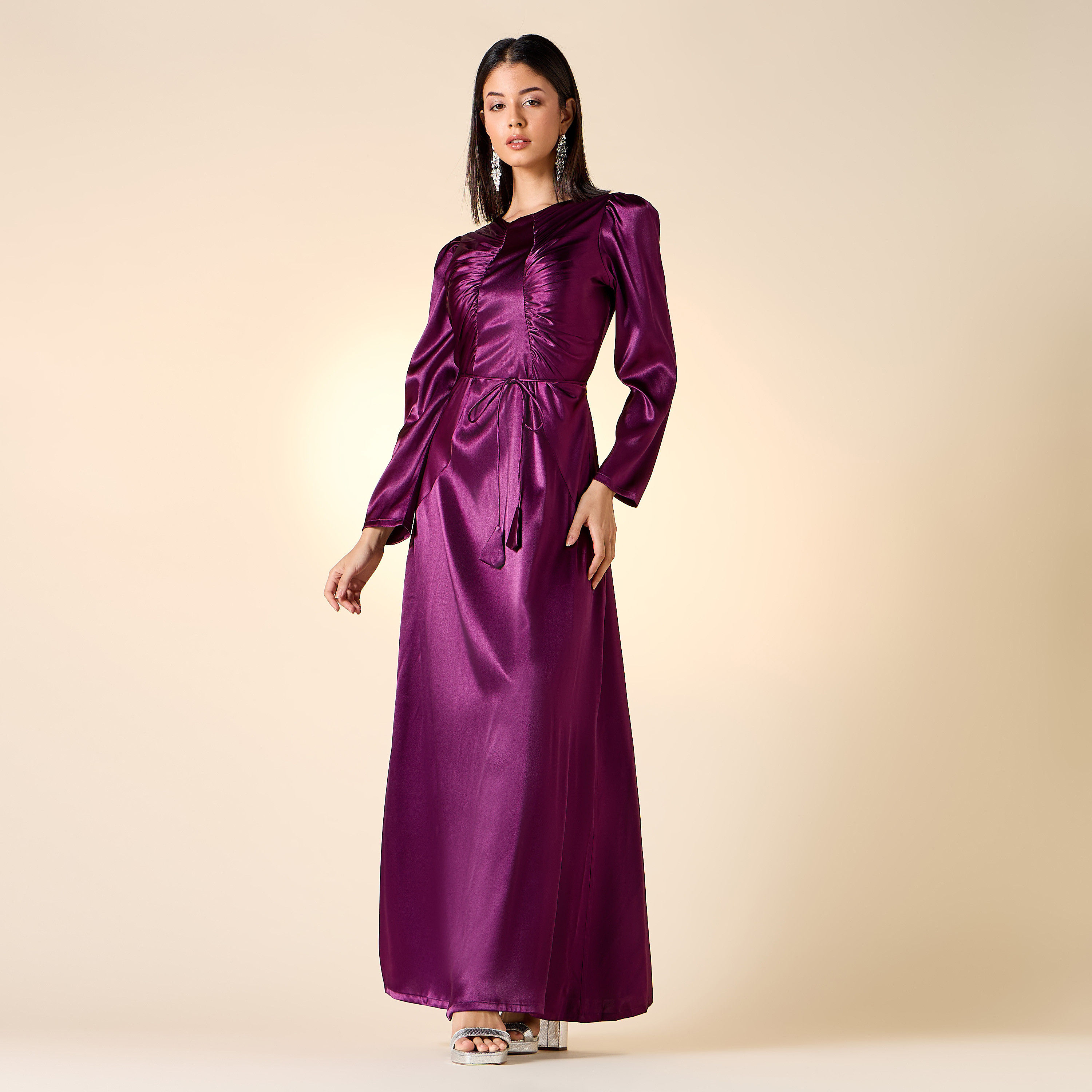 فستان بتفاصيل كشكش وحزام رباط وأكمام طويلة من جولدن أبل-women-clothing-dresses-image-7