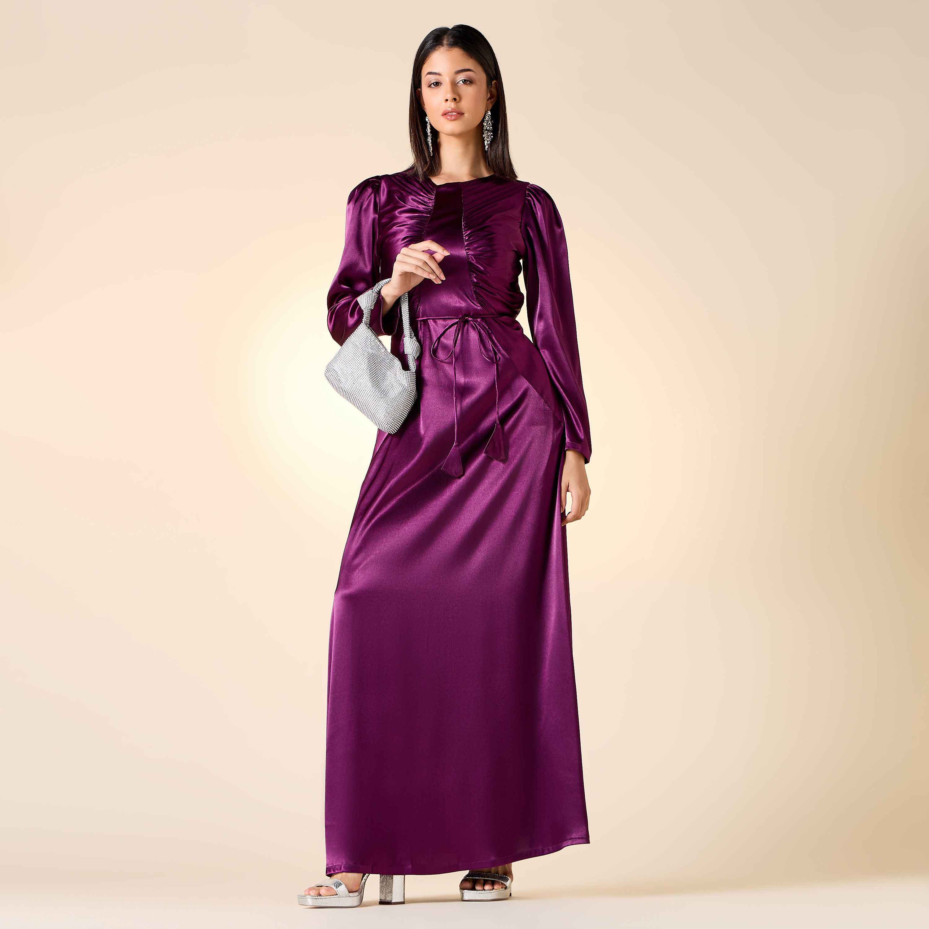 فستان بتفاصيل كشكش وحزام رباط وأكمام طويلة من جولدن أبل-women-clothing-dresses-image-8