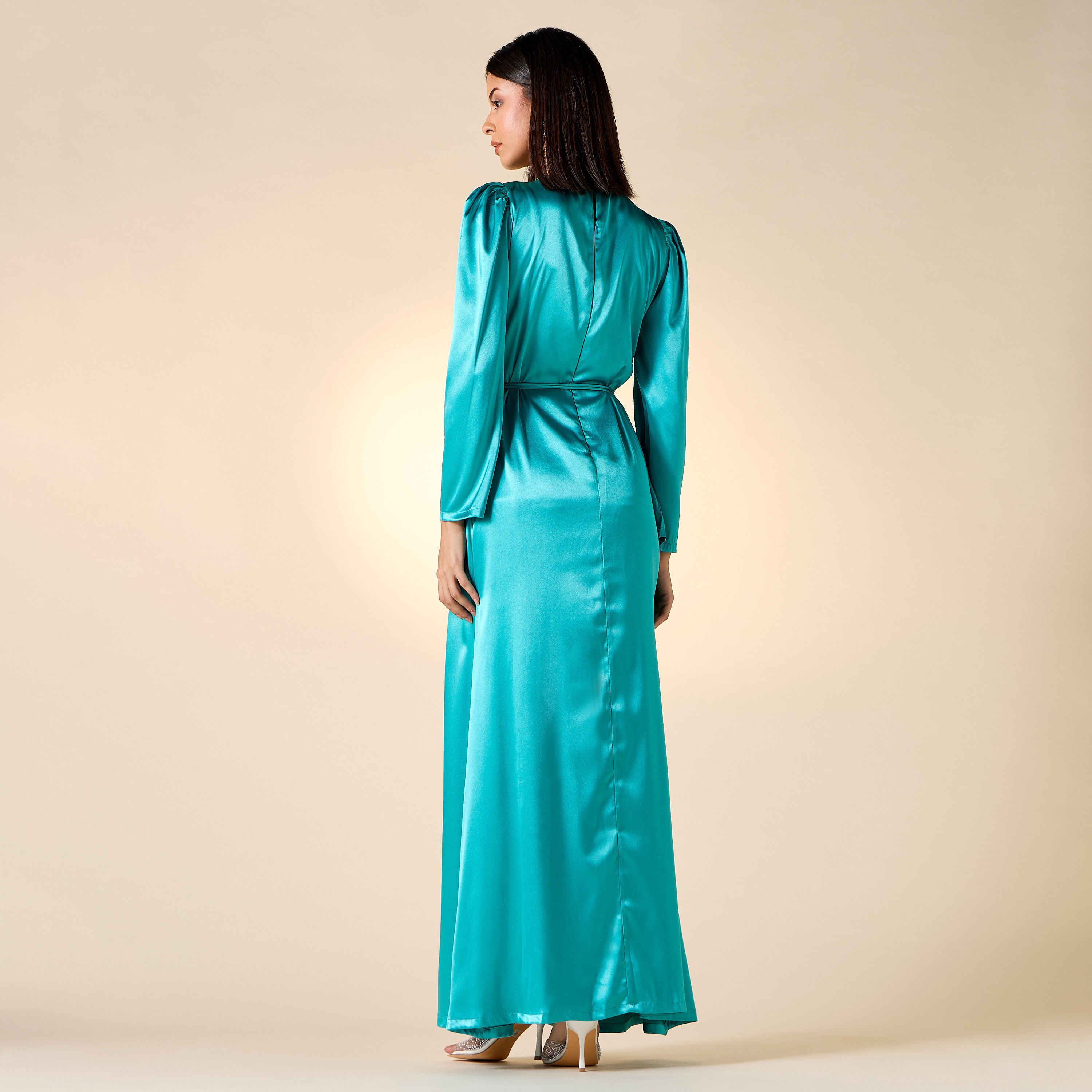 فستان بتفاصيل كشكش وحزام رباط وأكمام طويلة من جولدن أبل-women-clothing-dresses-image-3