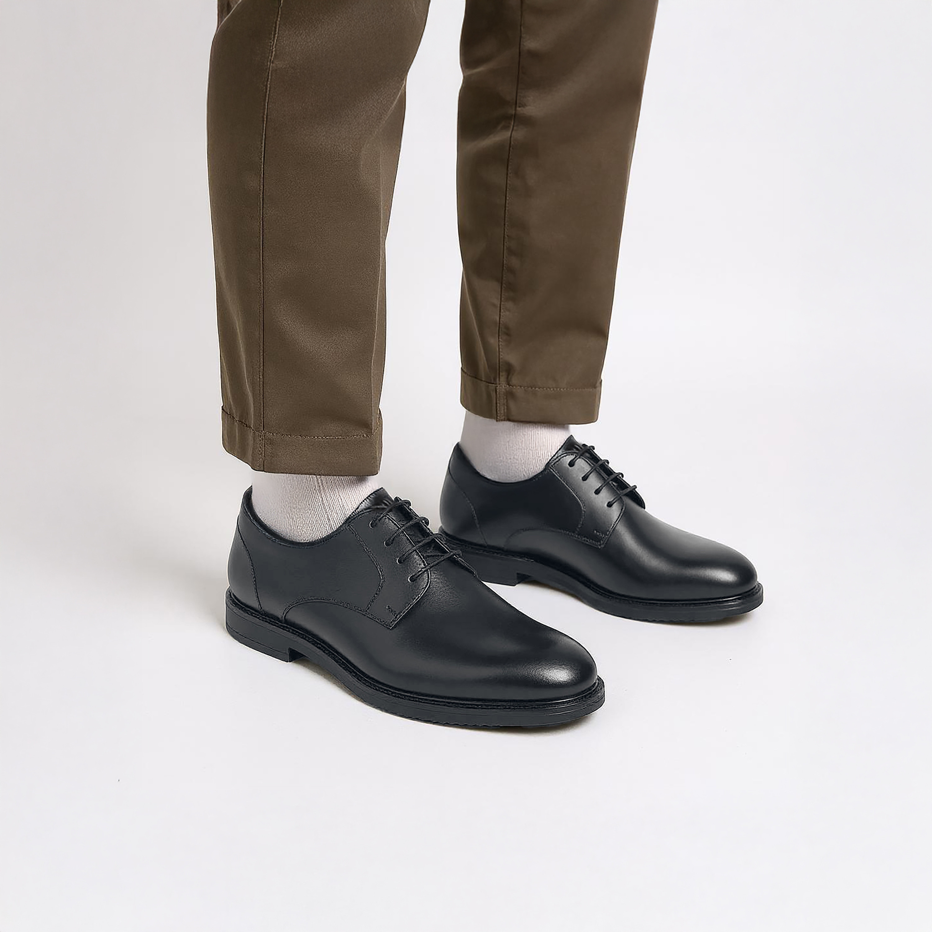 Duchini Men's Leather Solid Lace-Up Derby Shoes-men-shoes-formalshoes-image-2