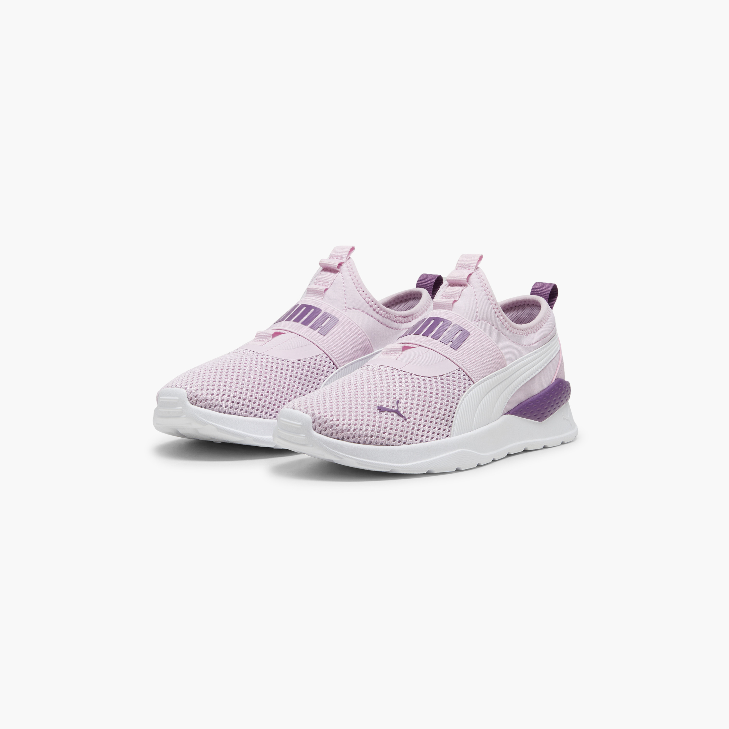 بوما حذاء رياضي انزارون لايت سهل الارتداء للنساء 387599 |OE-sports-women-shoes-image-1