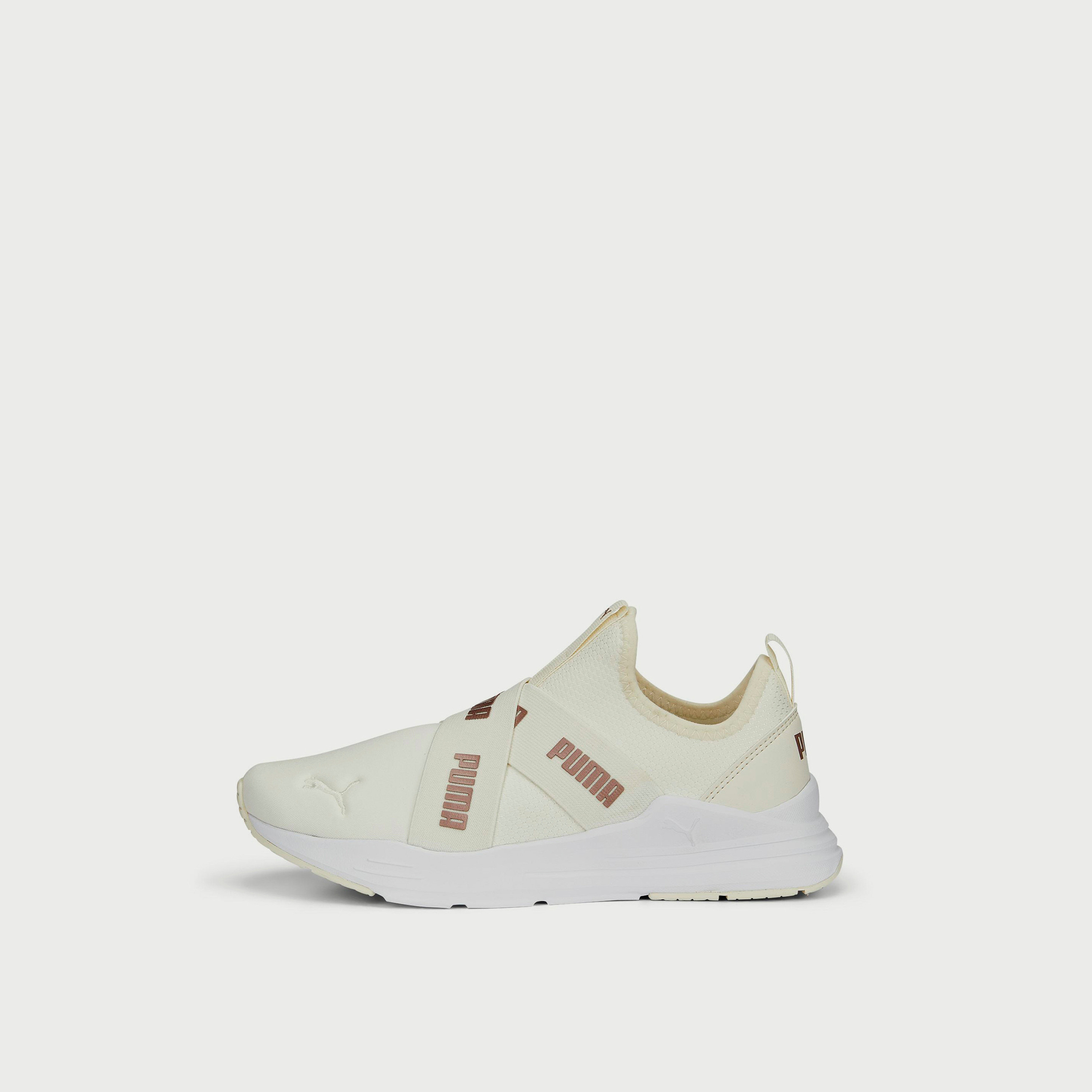 سنيكرز من بوما وايرد رن سليب أون للنساء 38928101-sports-women-shoes-image-8