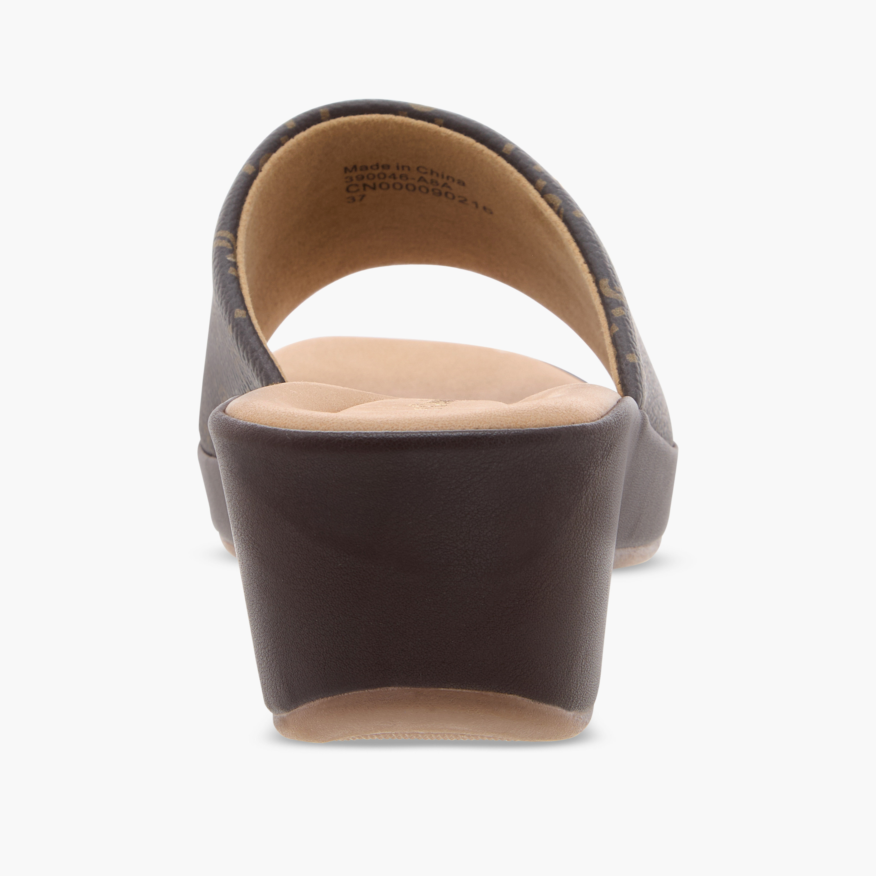صندل سهل الارتداء بتصميم مونوجرام وكعب ويدج من لو كونفورت-women-shoes-sandals-heeled-image-5