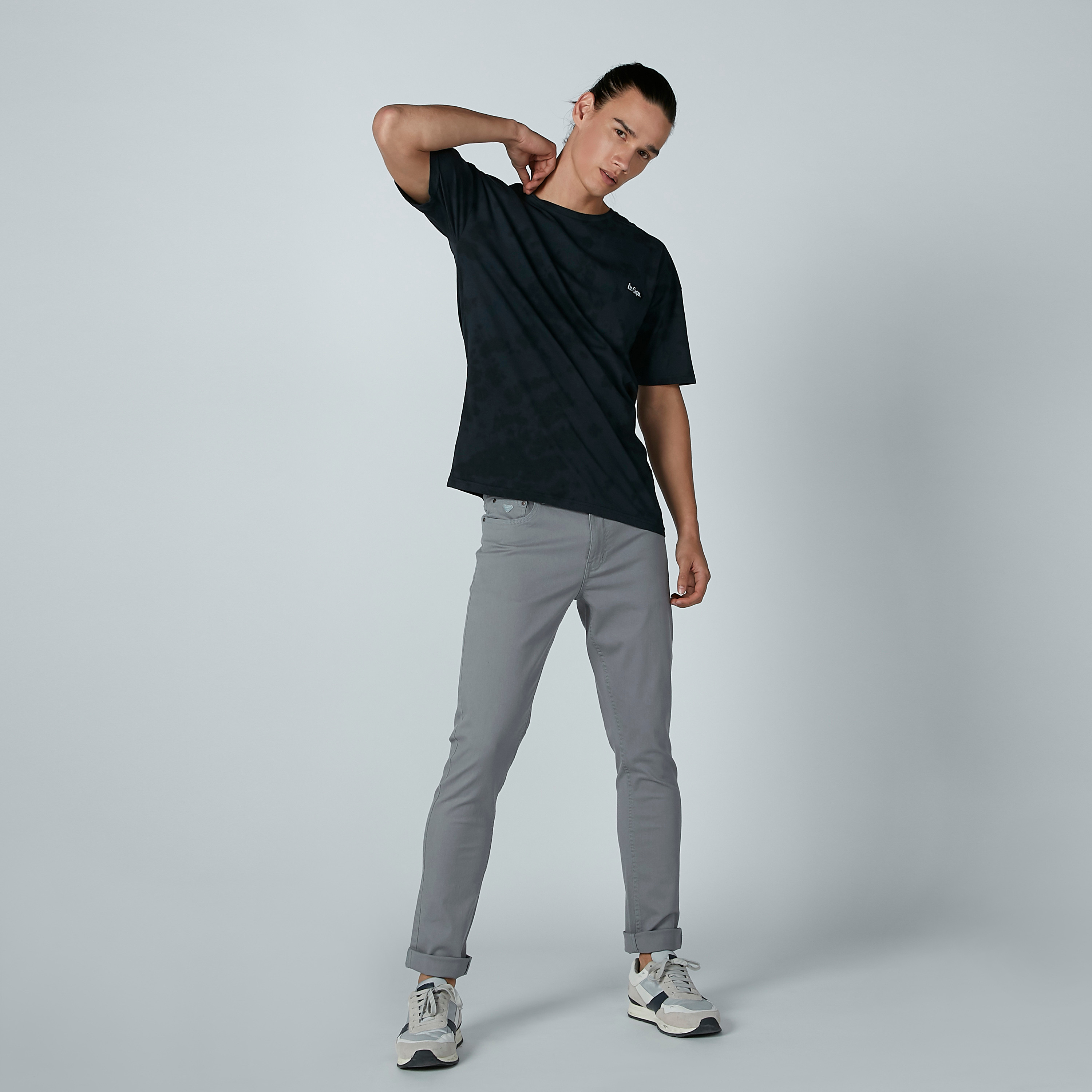 Solid Slim-Fit Jeans with Pocket Detail-men-clothing-bottoms-jeans-image-1