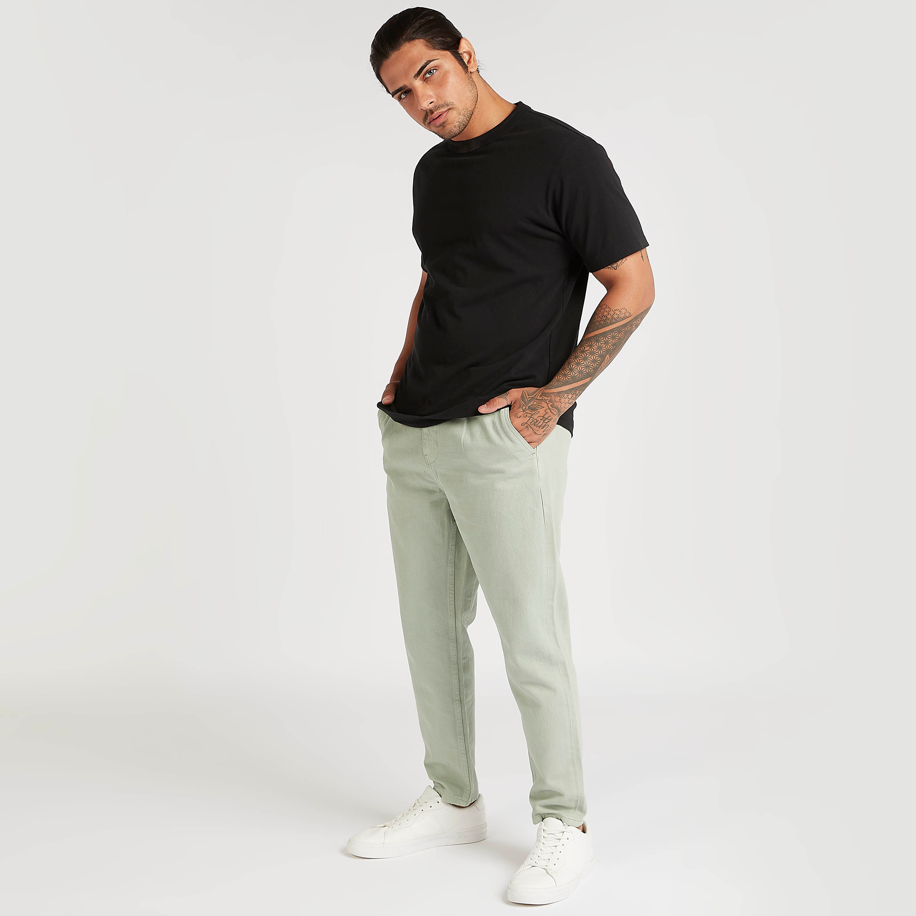 Solid Mid-Rise Jeans with Pockets and Button Closure-men-clothing-bottoms-jeans-image-2