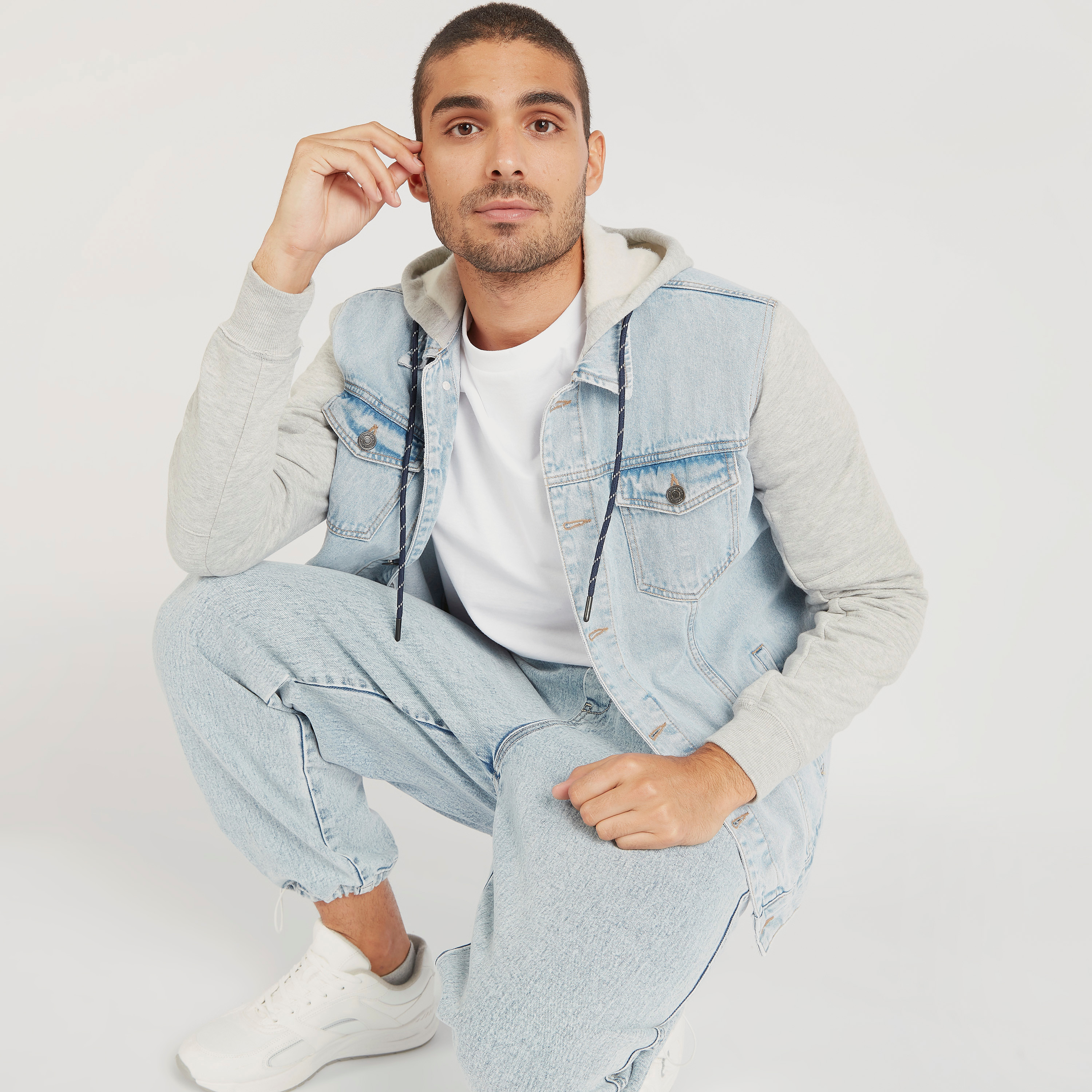 Buy Solid Denim Jacket with Hood and Pockets | Splash KSA