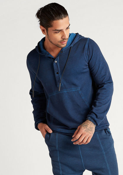 Solid Hooded Sweatshirt with Long Sleeves and Kangaroo Pocket