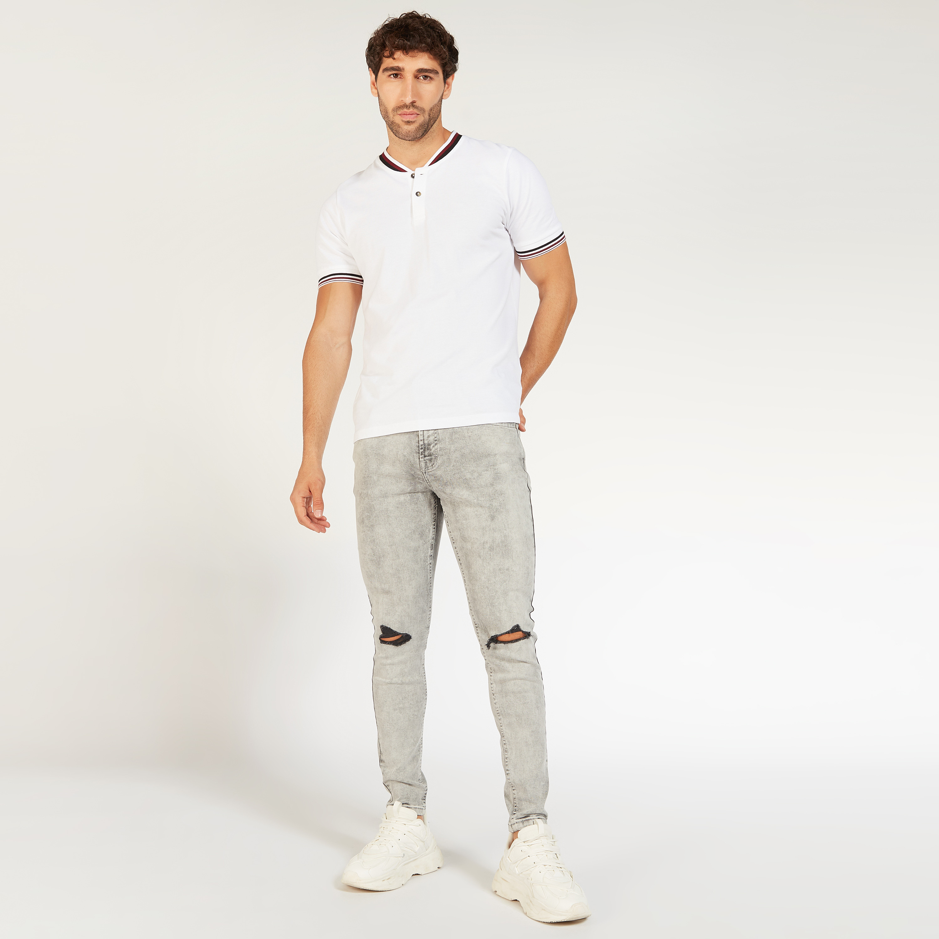 Solid Mid-Rise Jeans with Button Closure and Pockets-men-clothing-bottoms-jeans-image-2