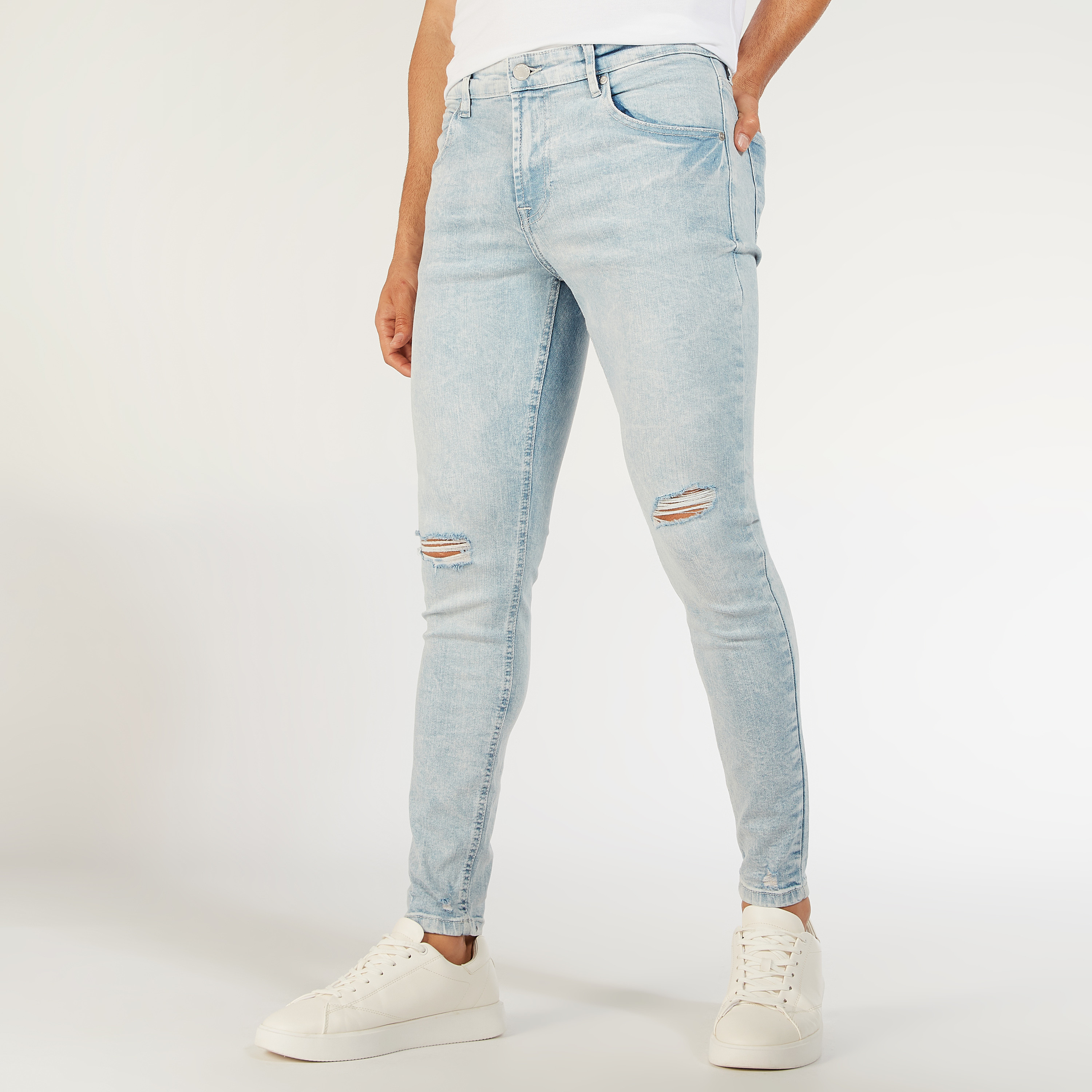 Solid Mid-Rise Jeans with Button Closure and Pockets-men-clothing-bottoms-jeans-image-6