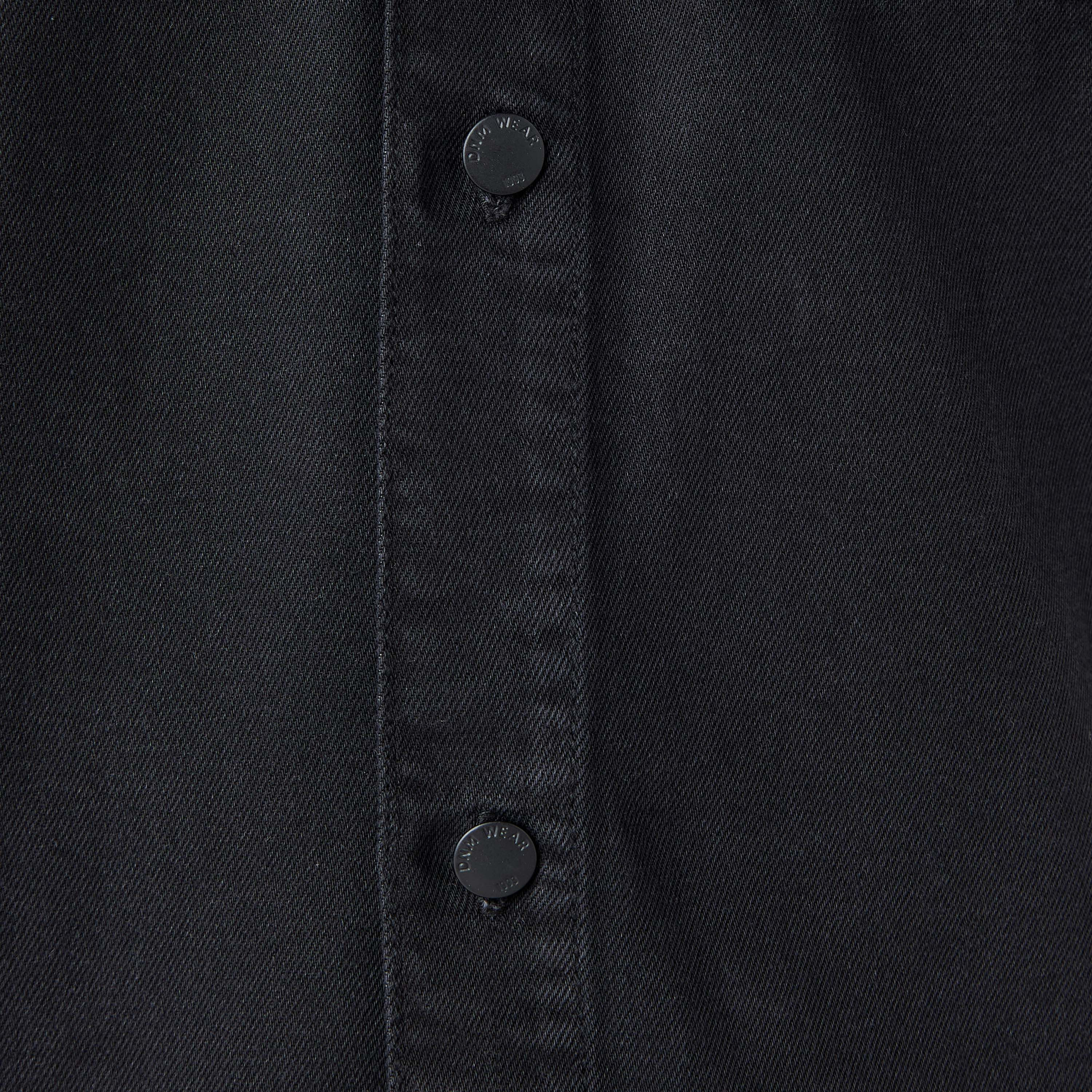 قميص دينم بياقة وقصة عادية وجيب على الصدر-men-clothing-shirts-image-5