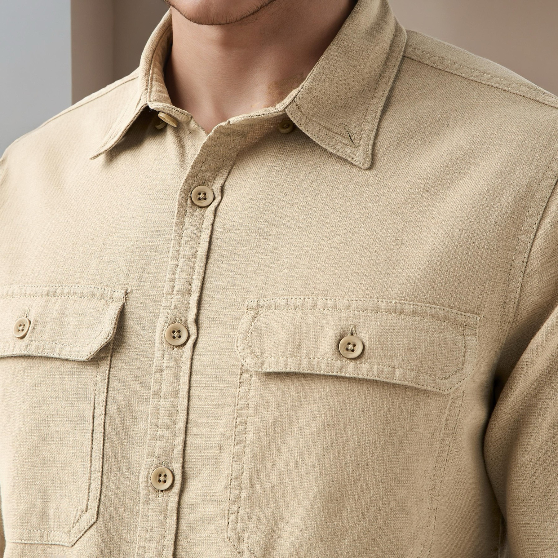قميص بقصة عادية من مزيج الكتان-men-clothing-shirts-image-4