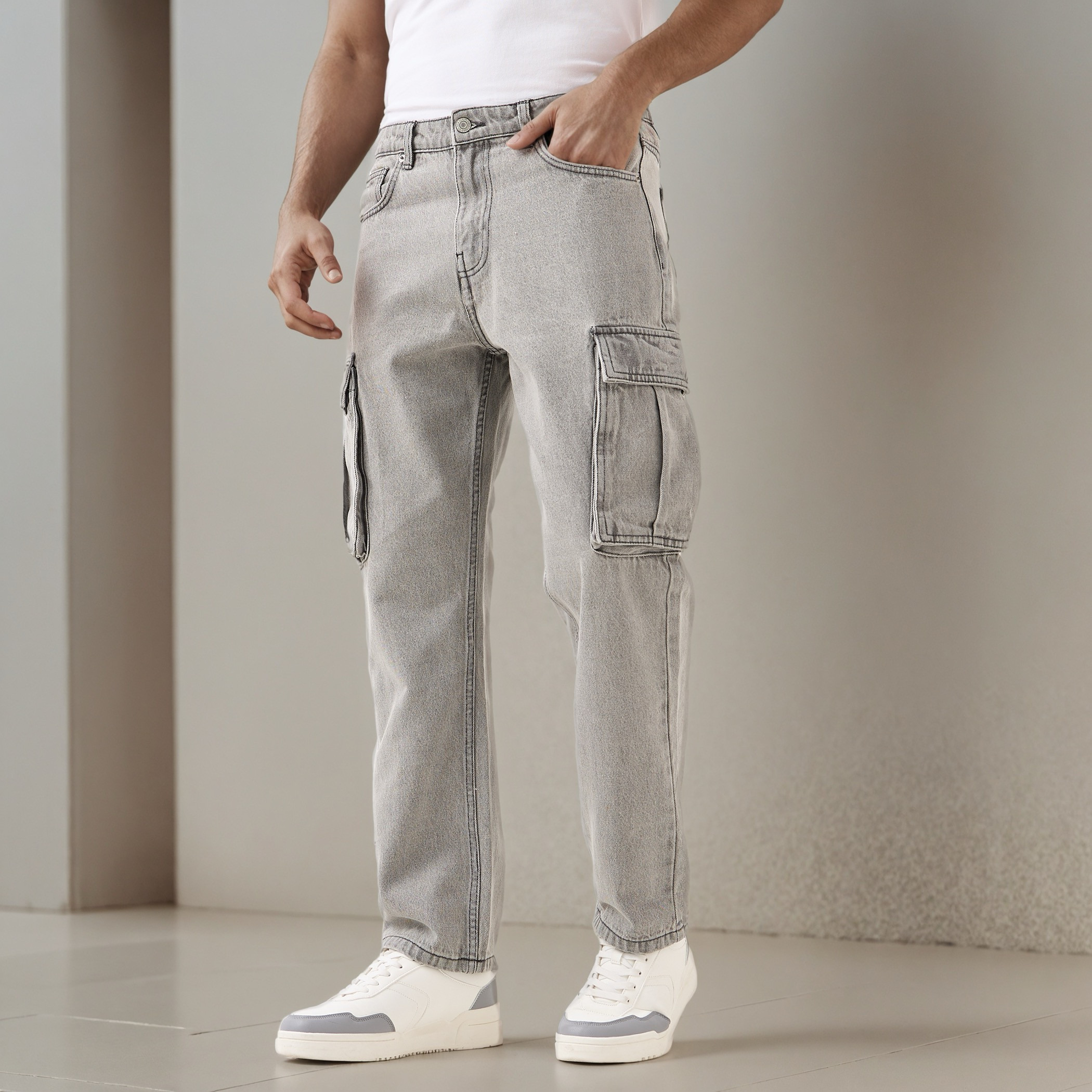 Men Straight Fit Mid-Rise Cargo Jeans-men-clothing-bottoms-jeans-image-1