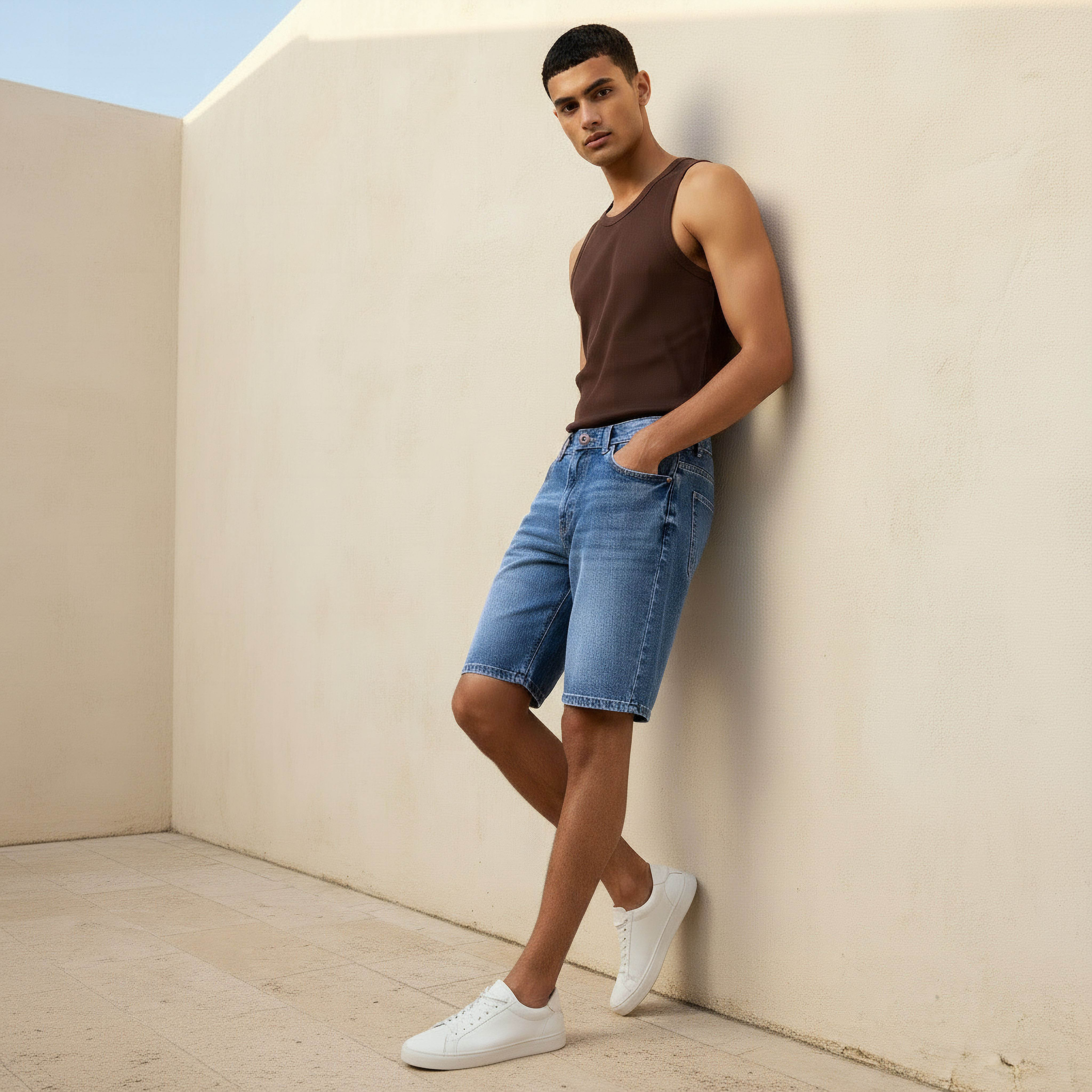 شورت دينم بقصّة عادية للرجال-men-clothing-bottoms-shorts-image-3