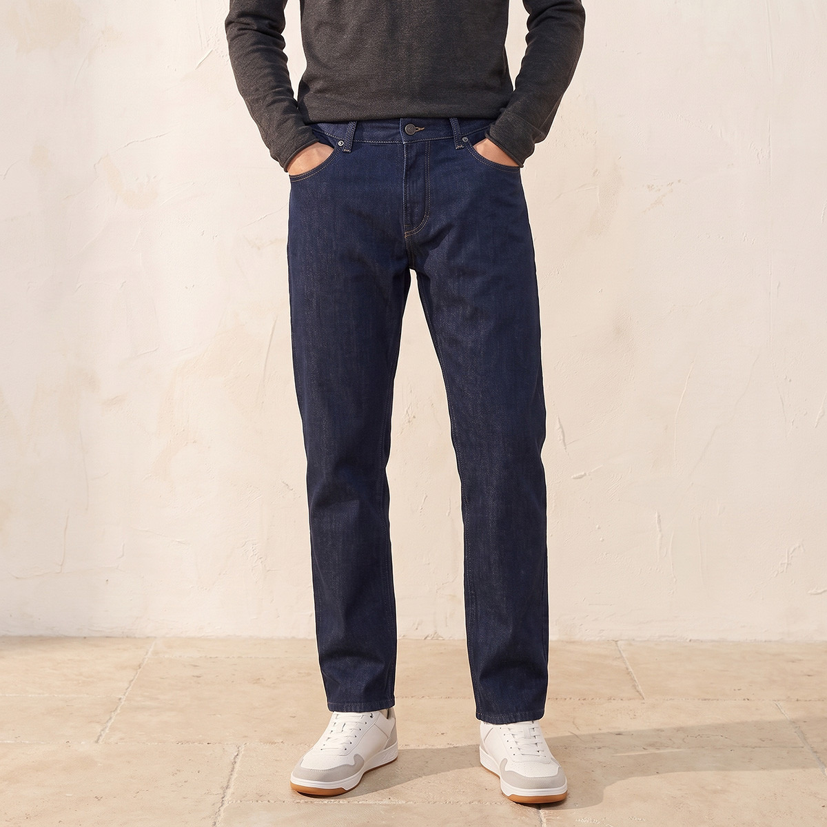 بنطلون جينز بقصة مستقيمة من سبلاش دينم-men-clothing-jeans-image-1