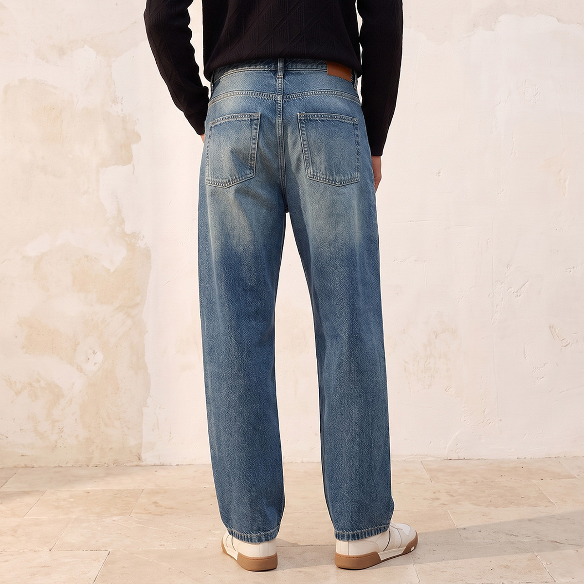 جينز بقصة واسعة من سبلاش دينم-men-clothing-jeans-image-3