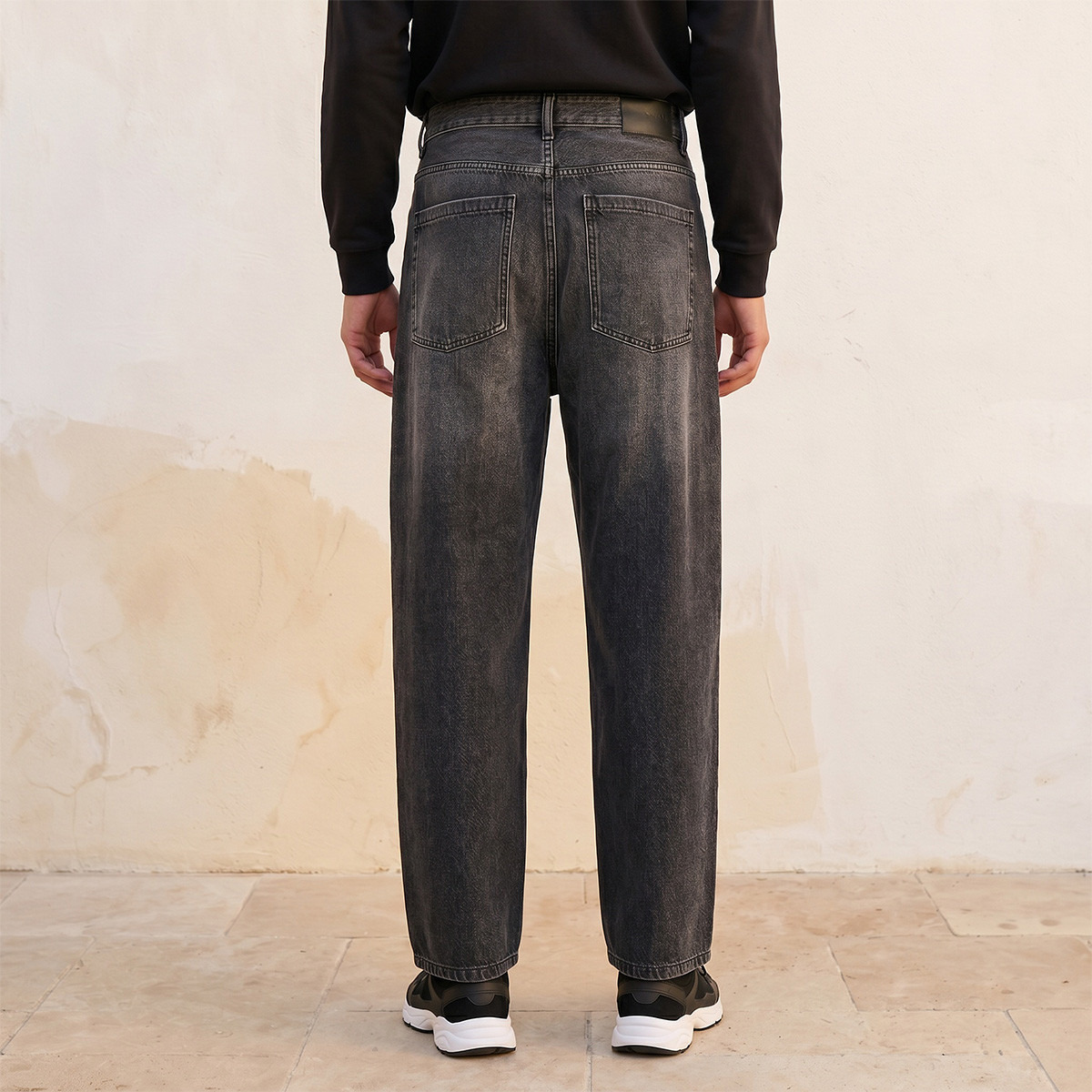 بنطلون جينز بقصّة باريل من سبلاش دنيم-men-clothing-jeans-image-4