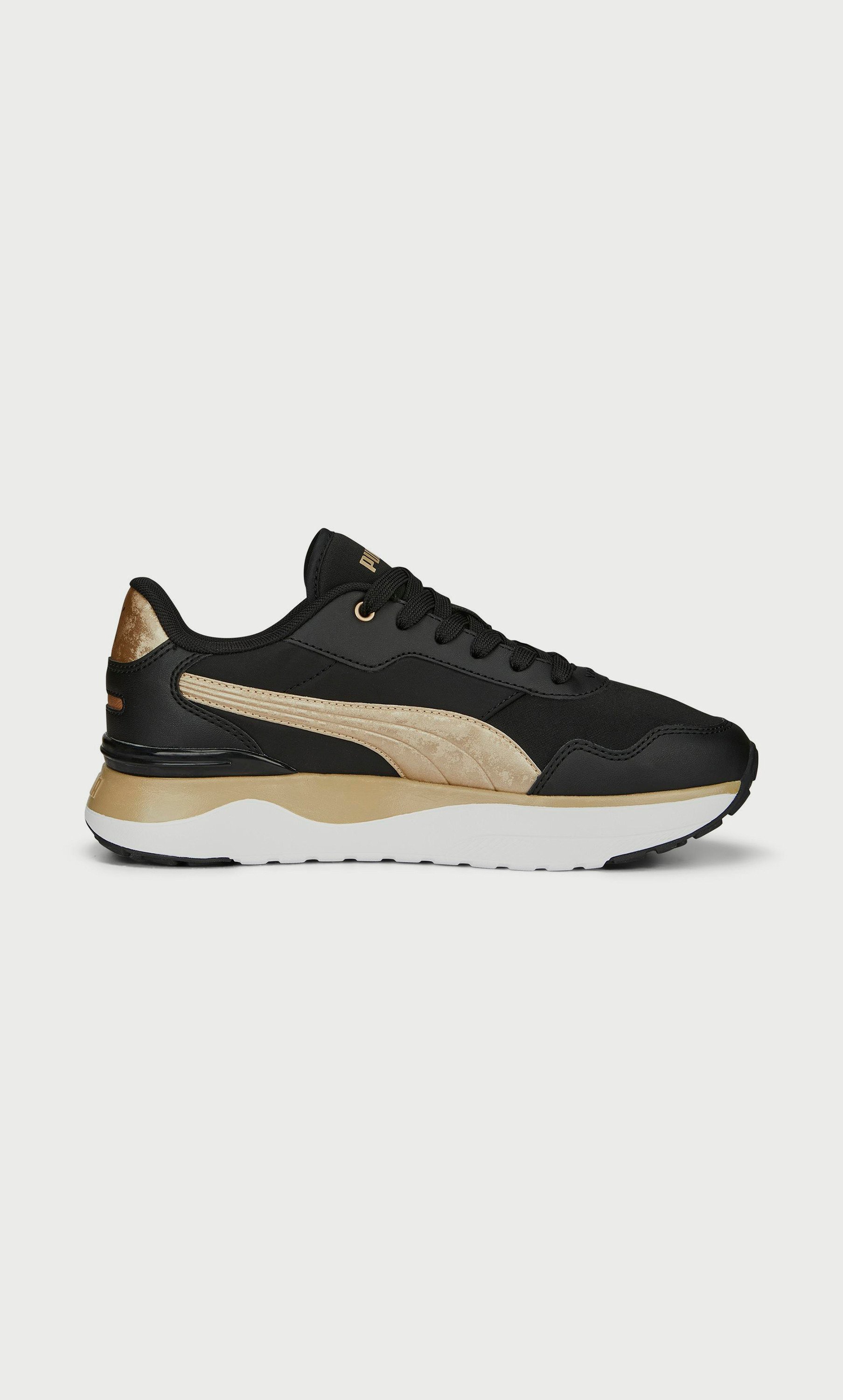 Black and gold pumas sale quiz