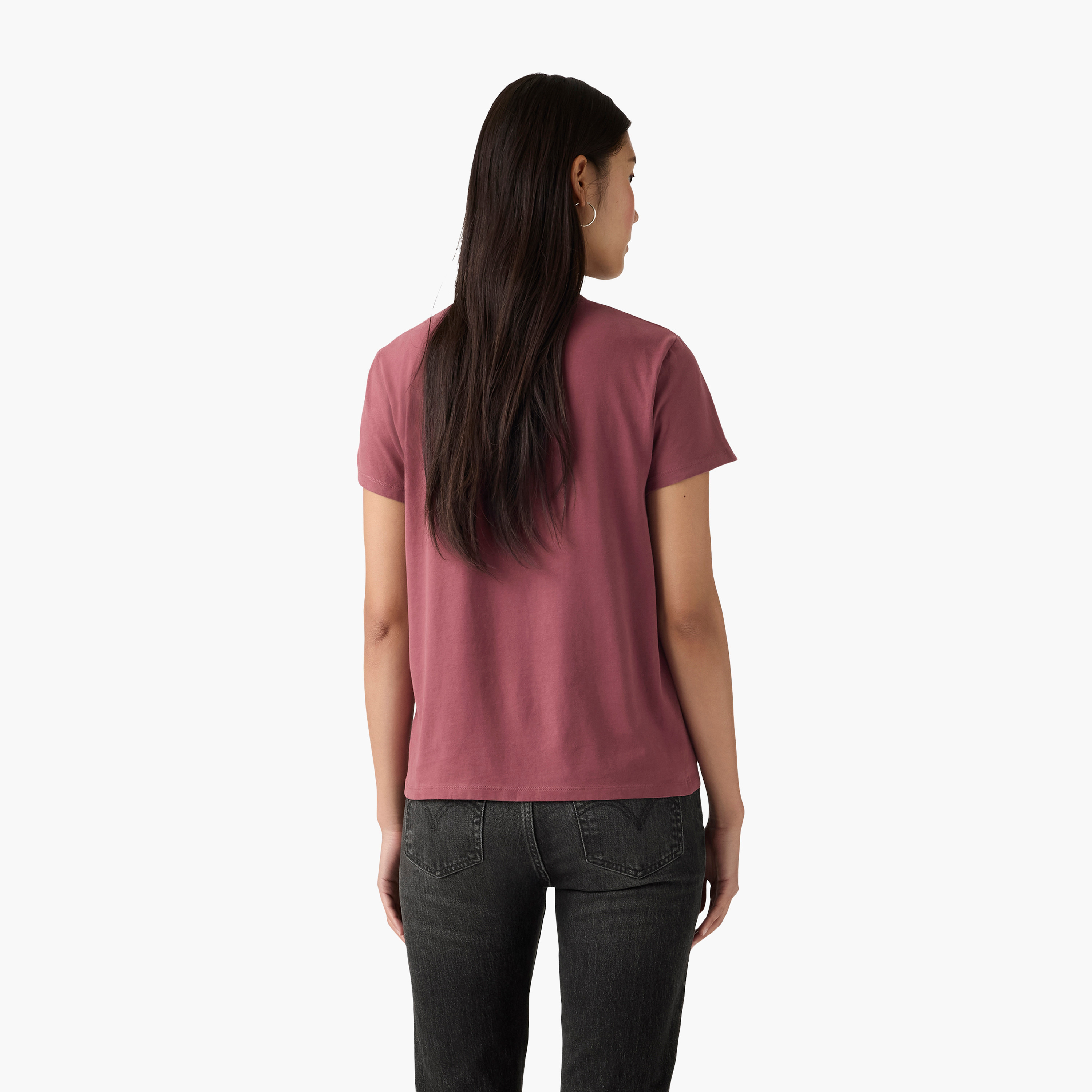 تي شيرت نسائي سادة بأكمام قصيرة ورقبة دائرية من ليفايس-women-clothing-tshirts-image-4