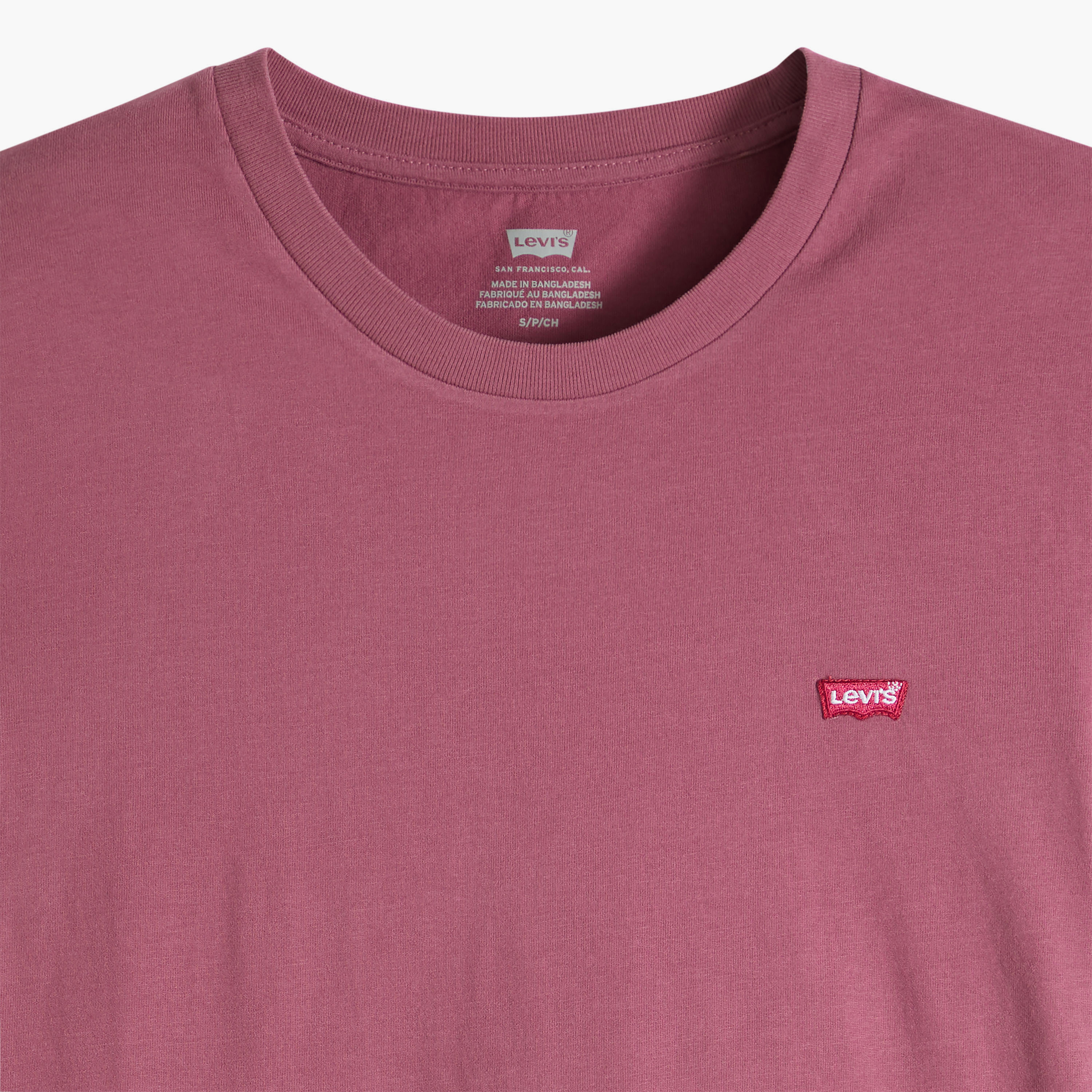 تي شيرت نسائي سادة بأكمام قصيرة ورقبة دائرية من ليفايس-women-clothing-tshirts-image-6