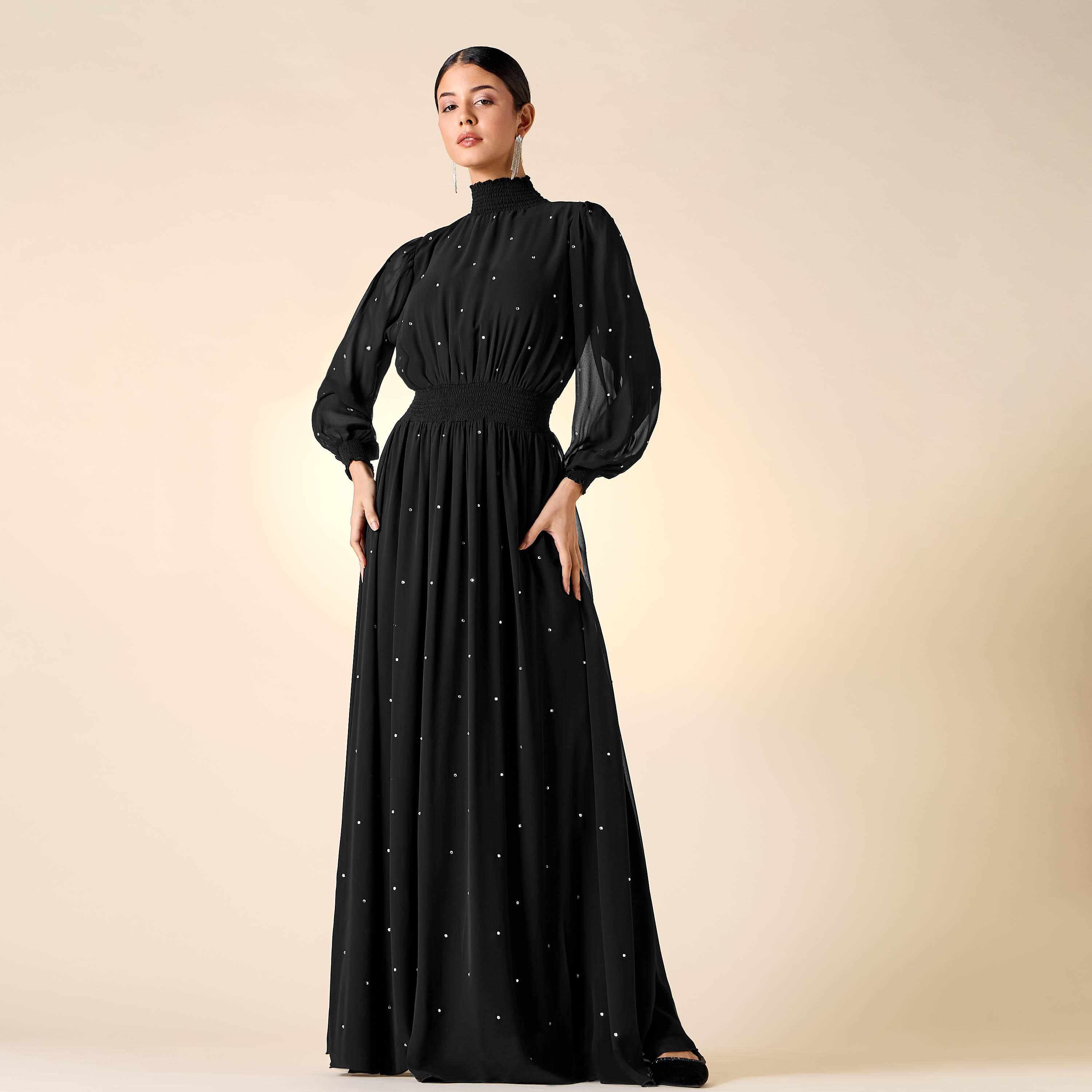 فستان مزين بياقة عالية وأكمام واسعة من جولدن آبل-women-clothing-dresses-image-2