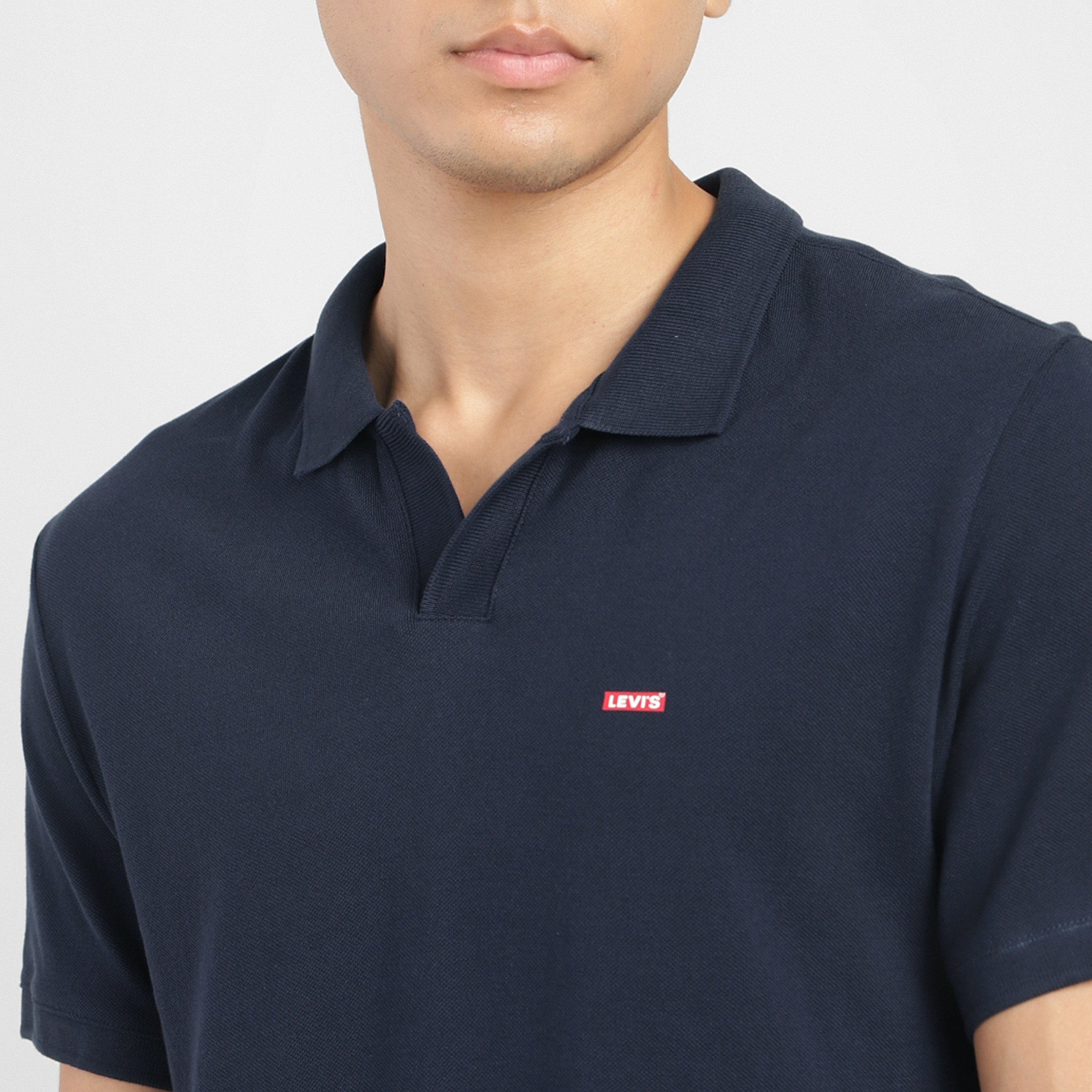 Levi's Plain Collared Short Sleeves Polo T-Shirt-men-clothing-tshirtsandpolos-polos-image-3