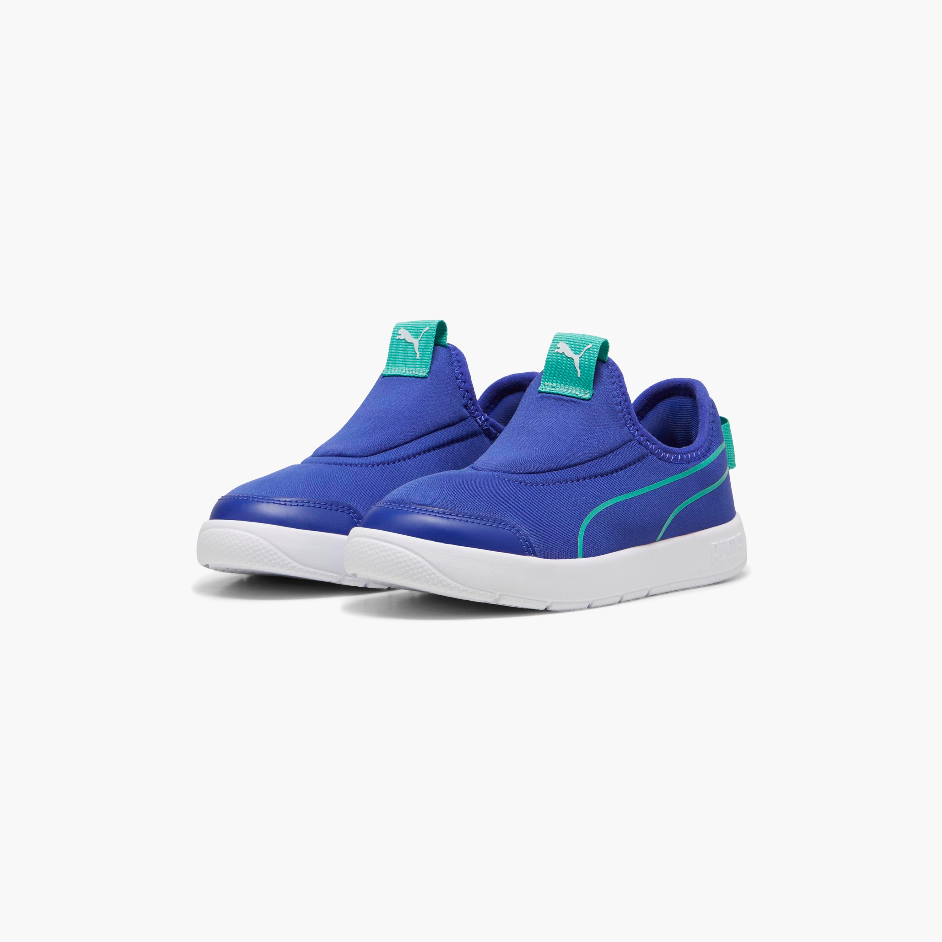 حذاء رياضي كورتفليكس في3 سليب أون للأولاد من بوما 398880 | OE-sports-boys-shoes-image-1