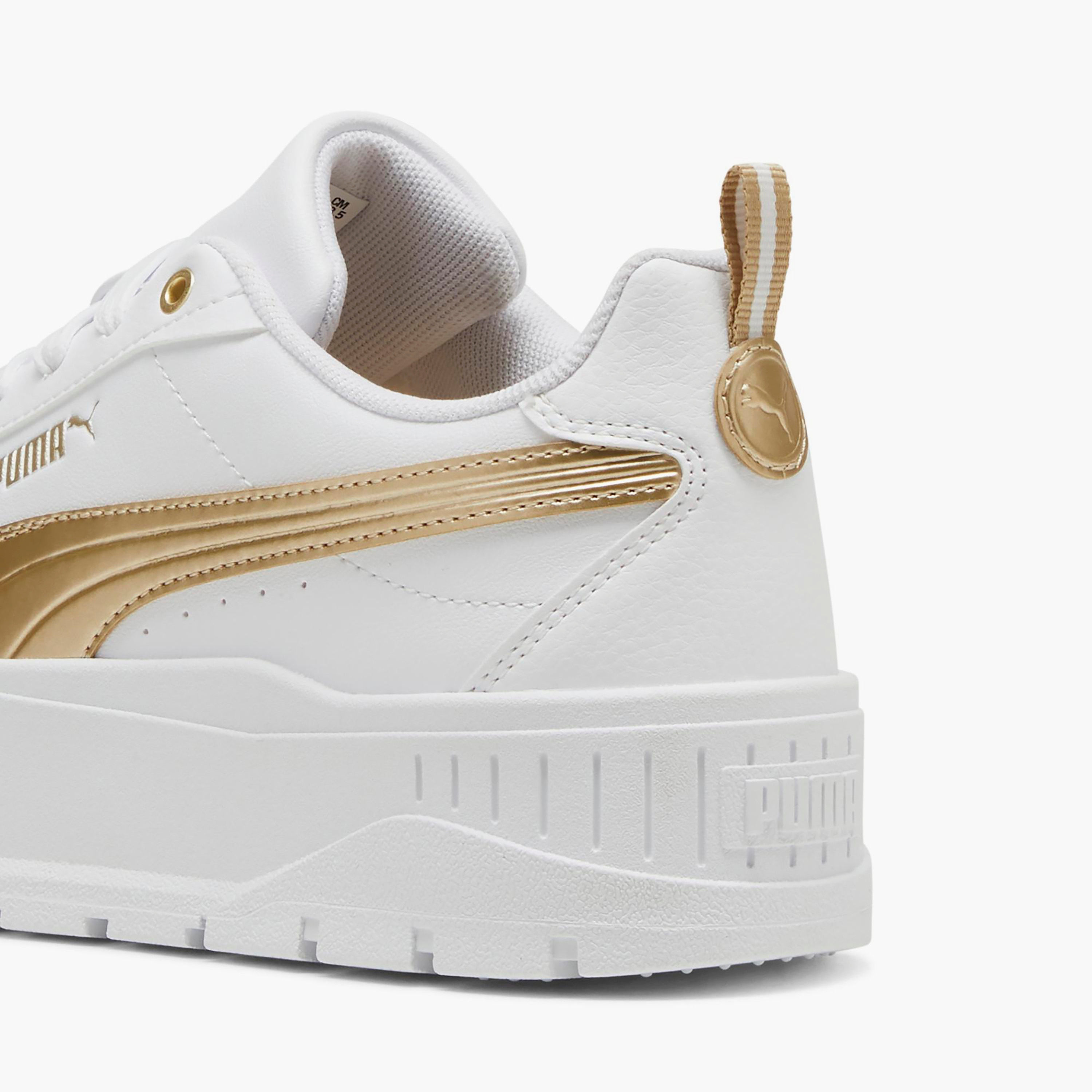 حذاء رياضي كارمن II ميتاليك للنساء من بوما | OE-women-shoes-sneakers-image-6