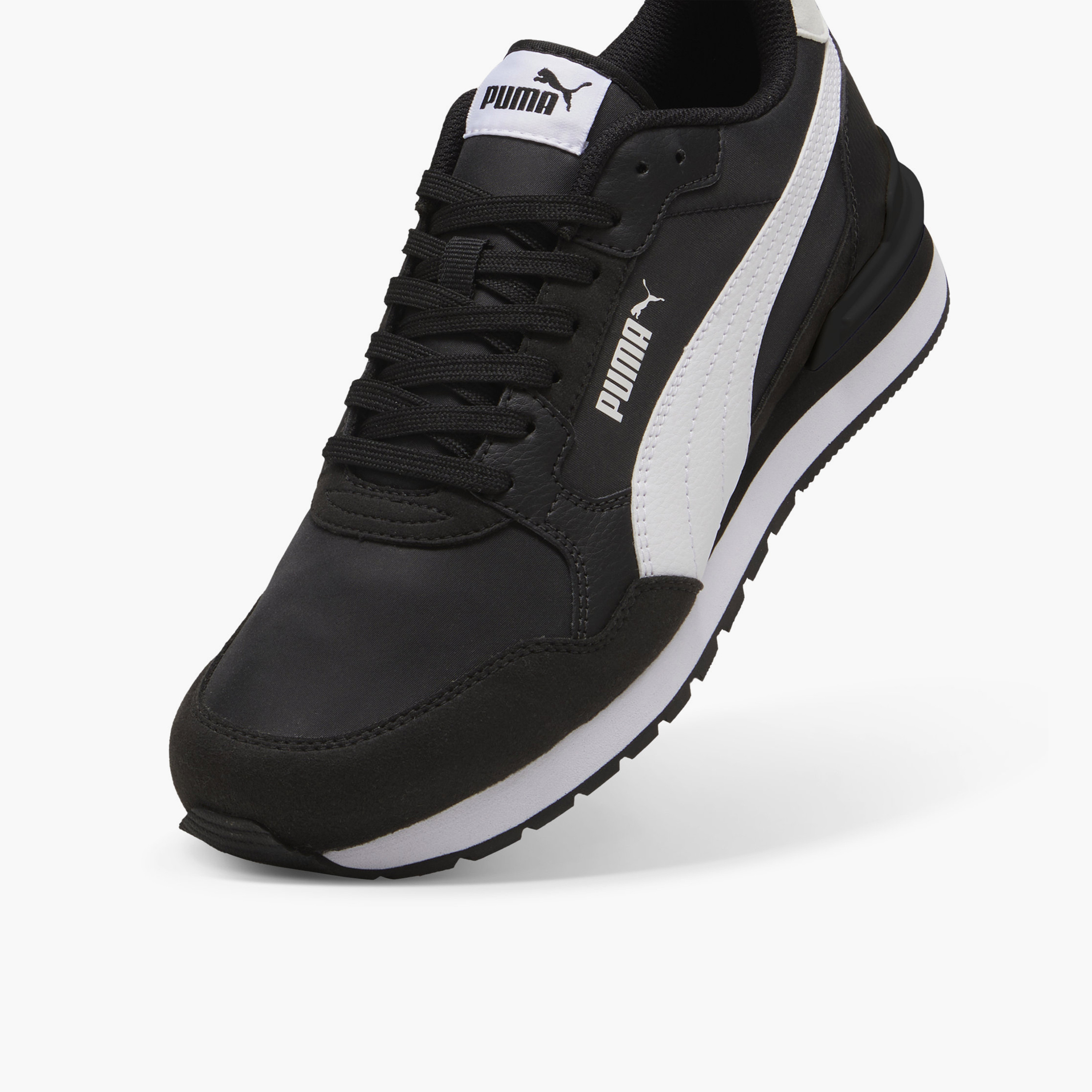 Puma Men ST Runner V4 NL Lace-Up Low Ankle Sneakers-sports-men-shoes-image-5