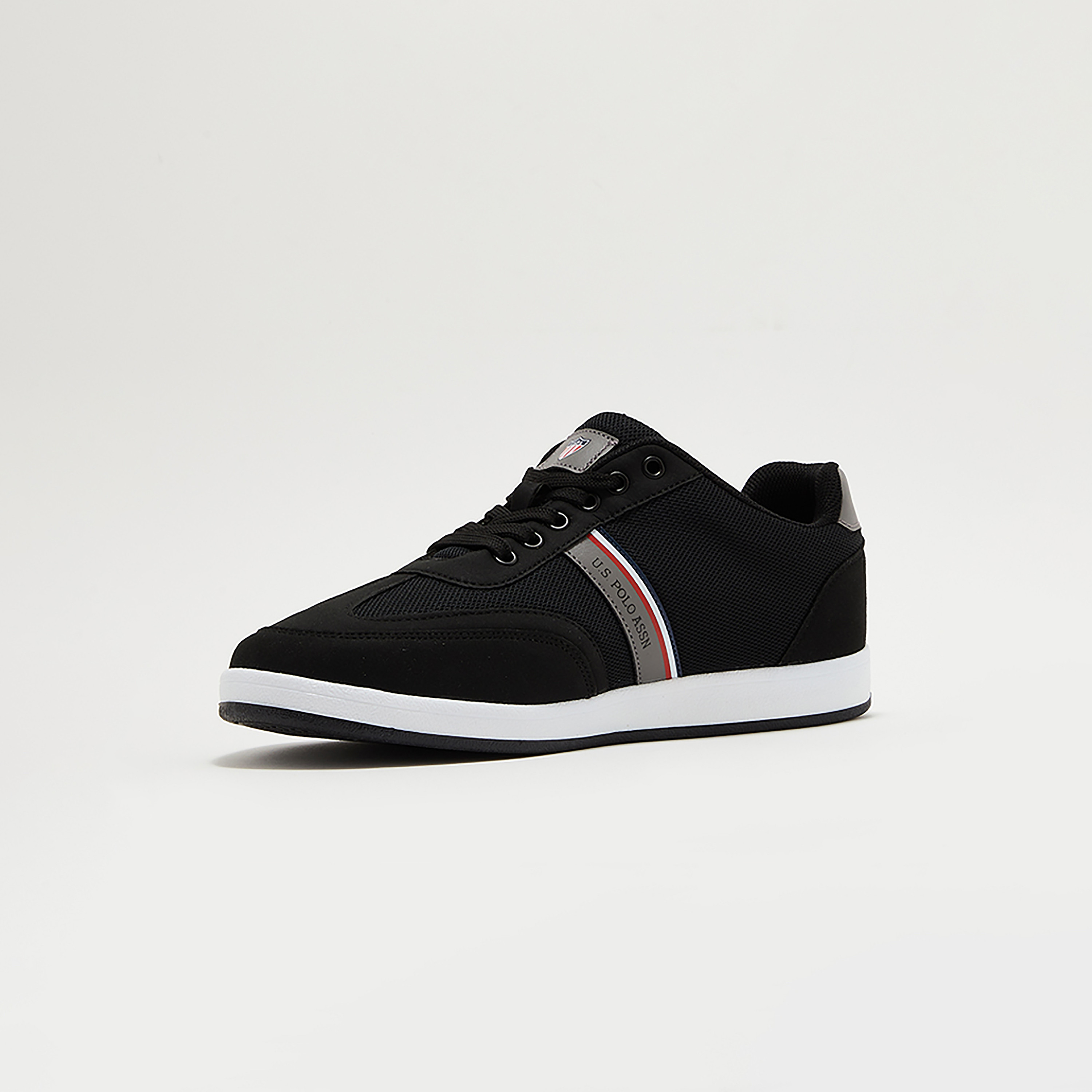 حذاء يو اس بولو للرجال برباط علوي منخفض 3M-KARES-3FX_n-men-shoes-sneakers-image-2
