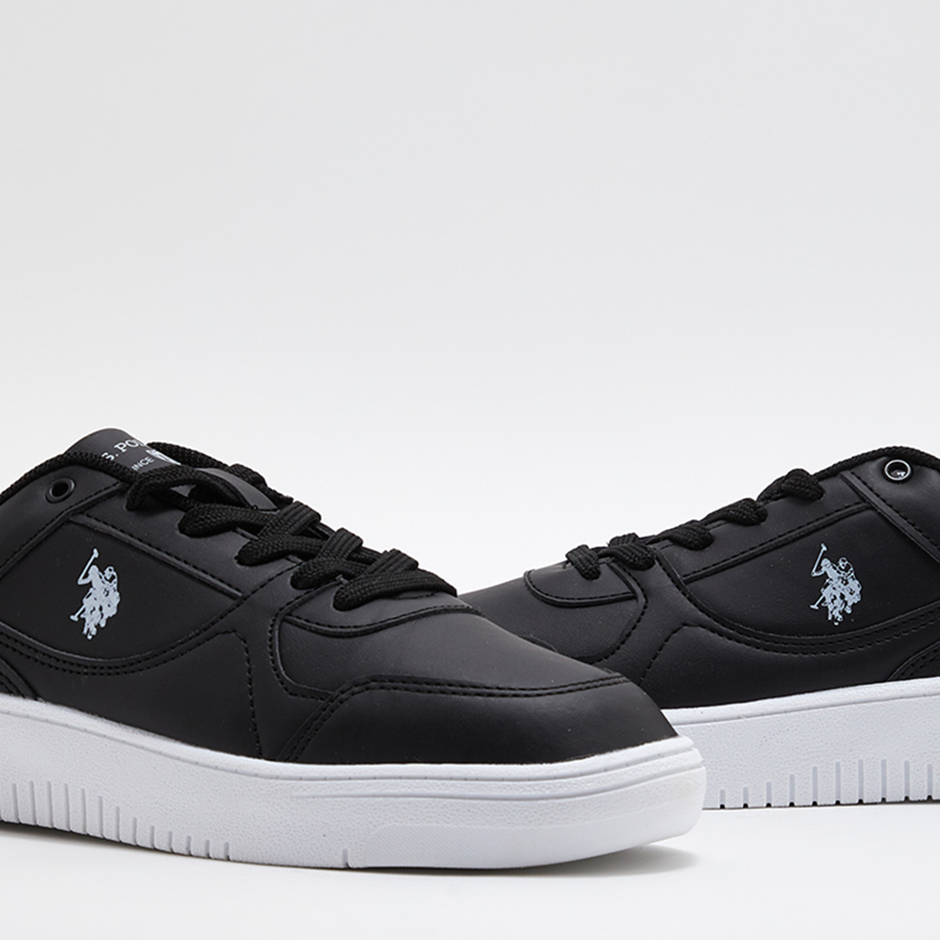  3MLEEWMN3FX_1 حذاء سنيكرز رياضي نسائي من من يو إس بولو أسن برباط علوي مع منخفض -women-shoes-sneakers-image-4