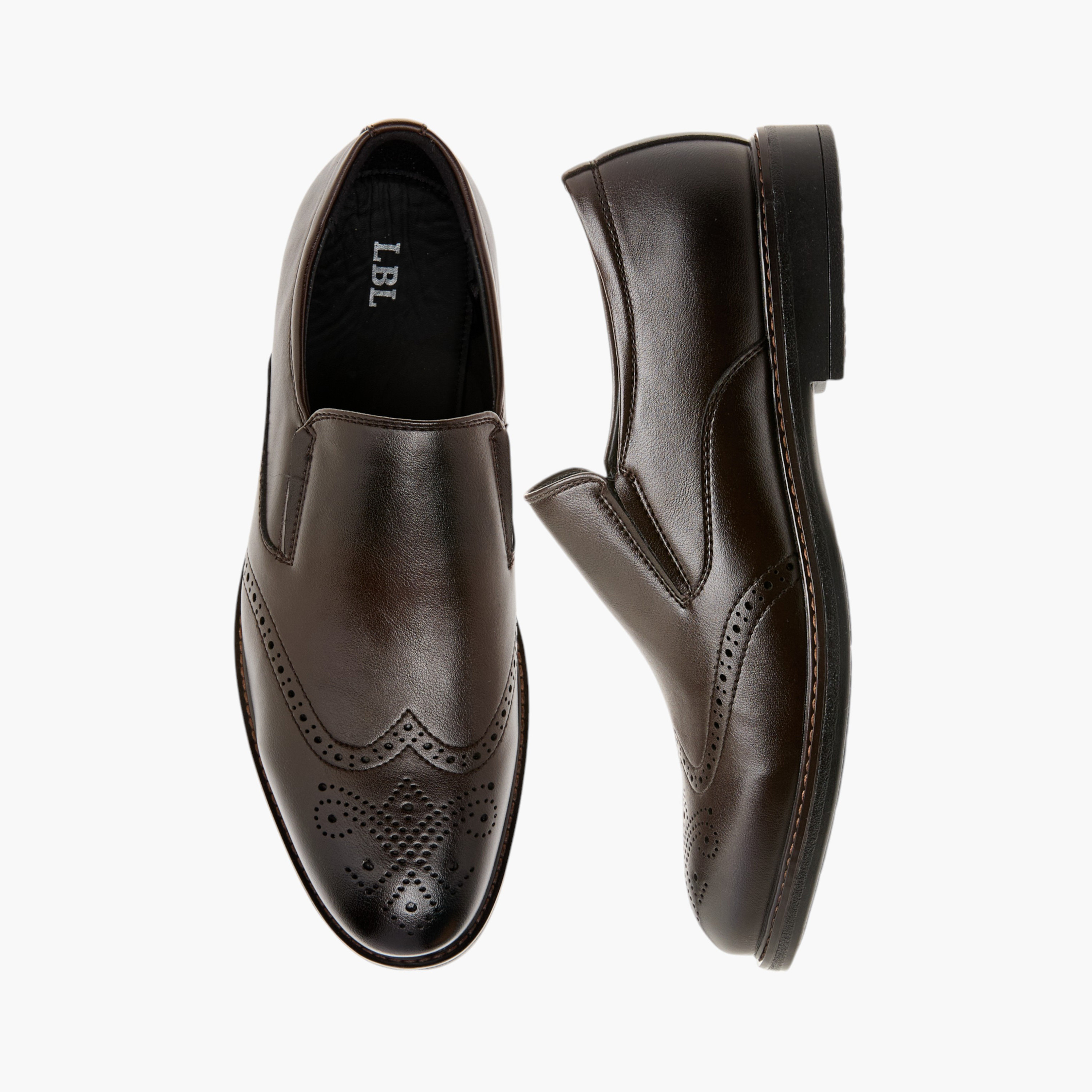 لوفر سهل الارتداء بتفاصيل ثقوب من إل بي إل من شوإكسبريس-men-shoes-formalshoes-image-1