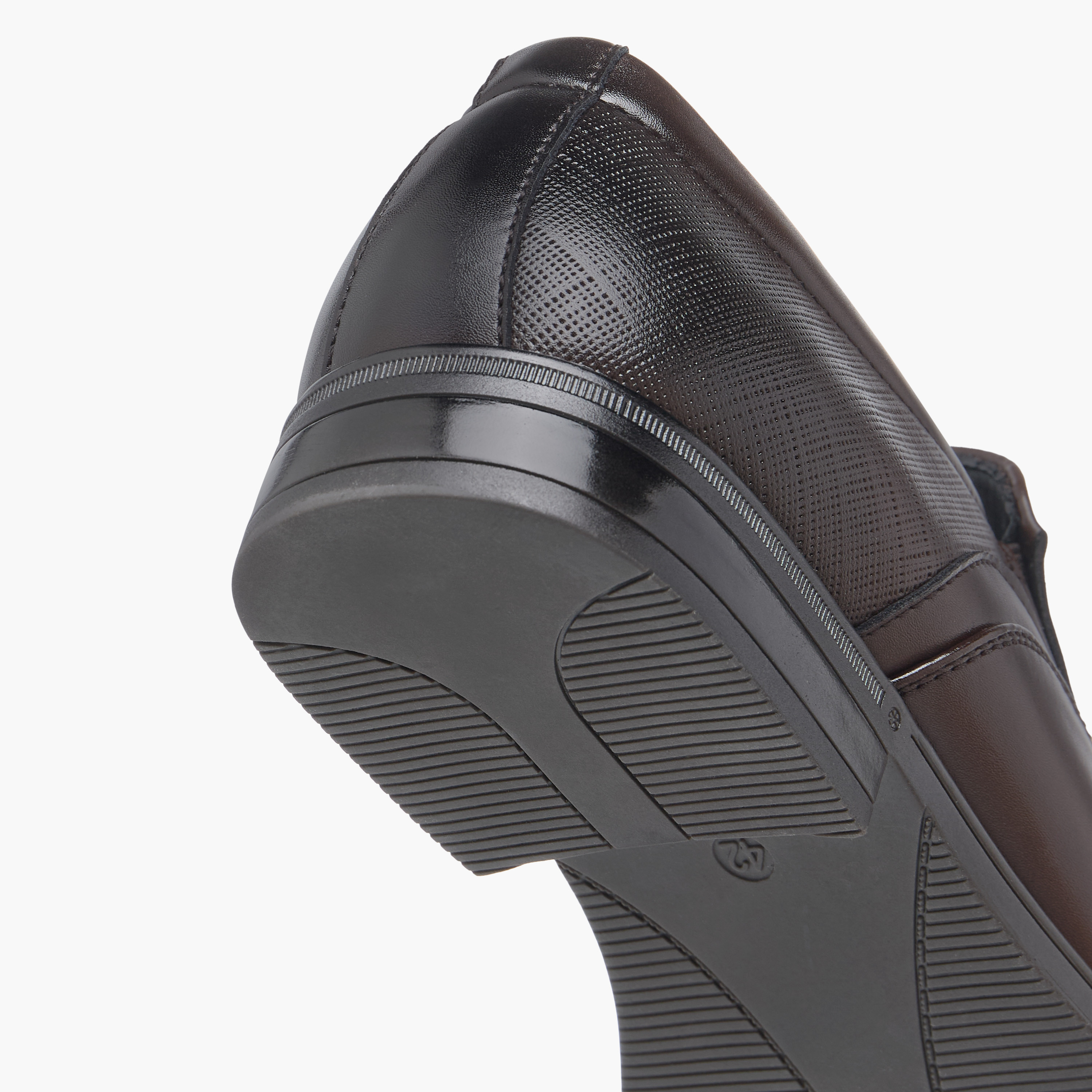 حذاء سهل الارتداء بارز الملمس من إل بي إل من شو إكسبرس-men-shoes-formalshoes-image-5