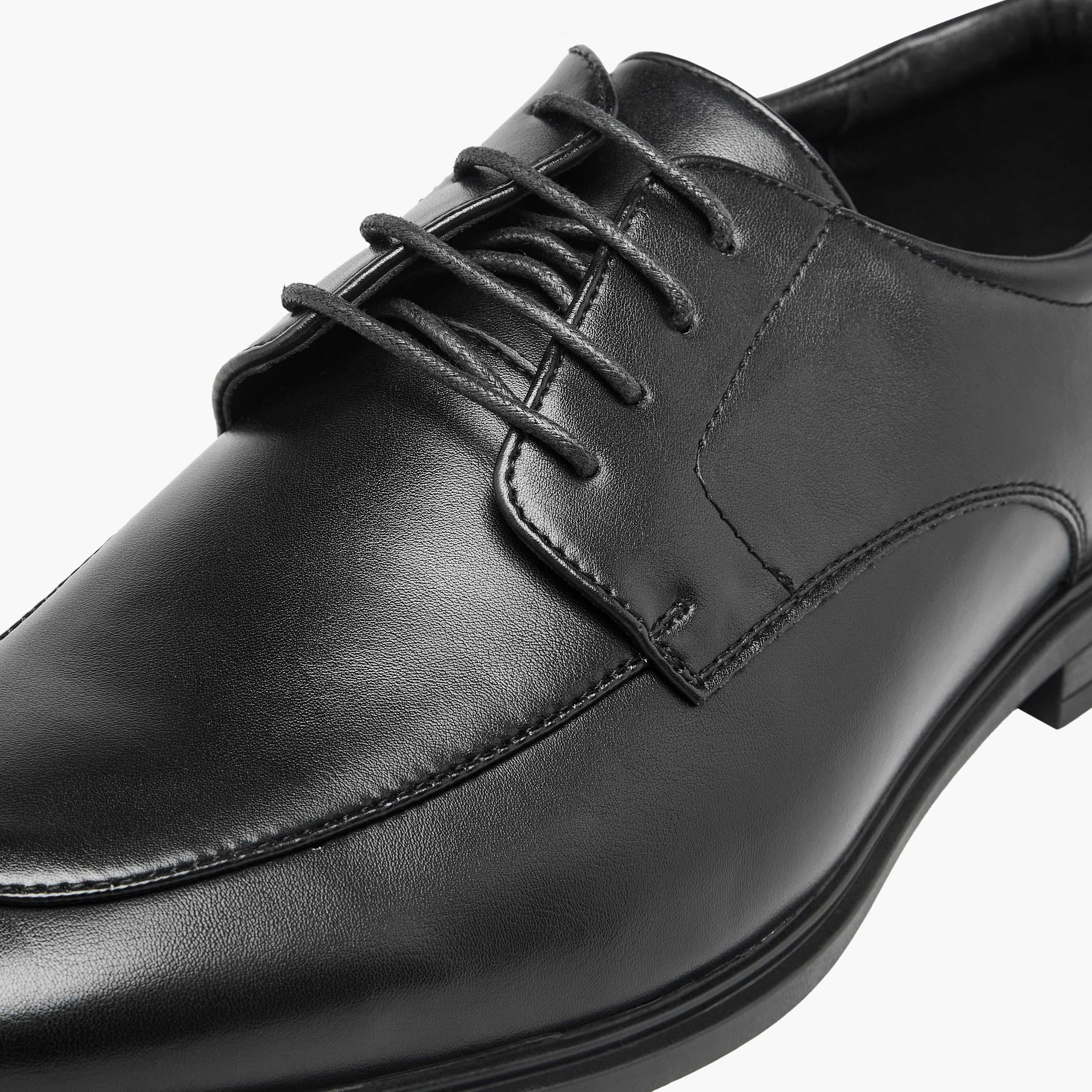 حذاء بروغ برباط للرجال من إل بي إل من شوأكسبريس-men-shoes-formalshoes-image-4