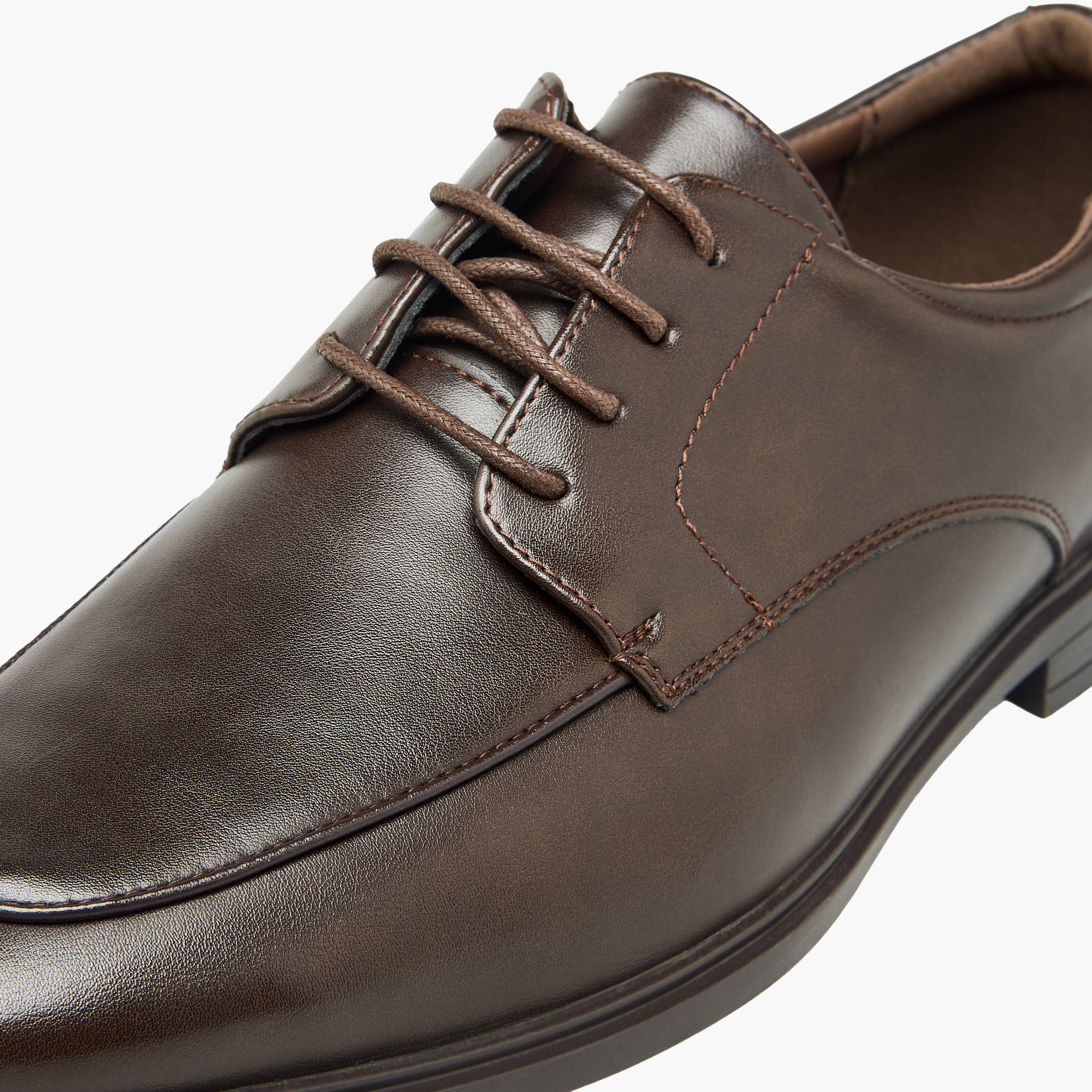 حذاء بروغ برباط للرجال من إل بي إل من شوأكسبريس-men-shoes-formalshoes-image-4