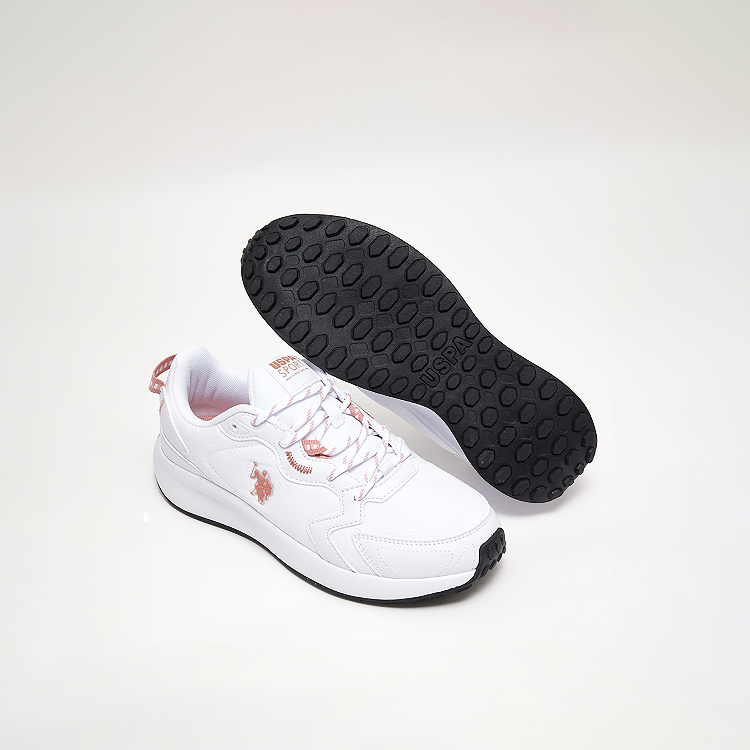 يو اس بولو أسن حذاء رياضي منخفض بأربطة للنساء ابيض 3W ROMULUS WMN 3PR WHITE | OE-women-shoes-sneakers-image-4