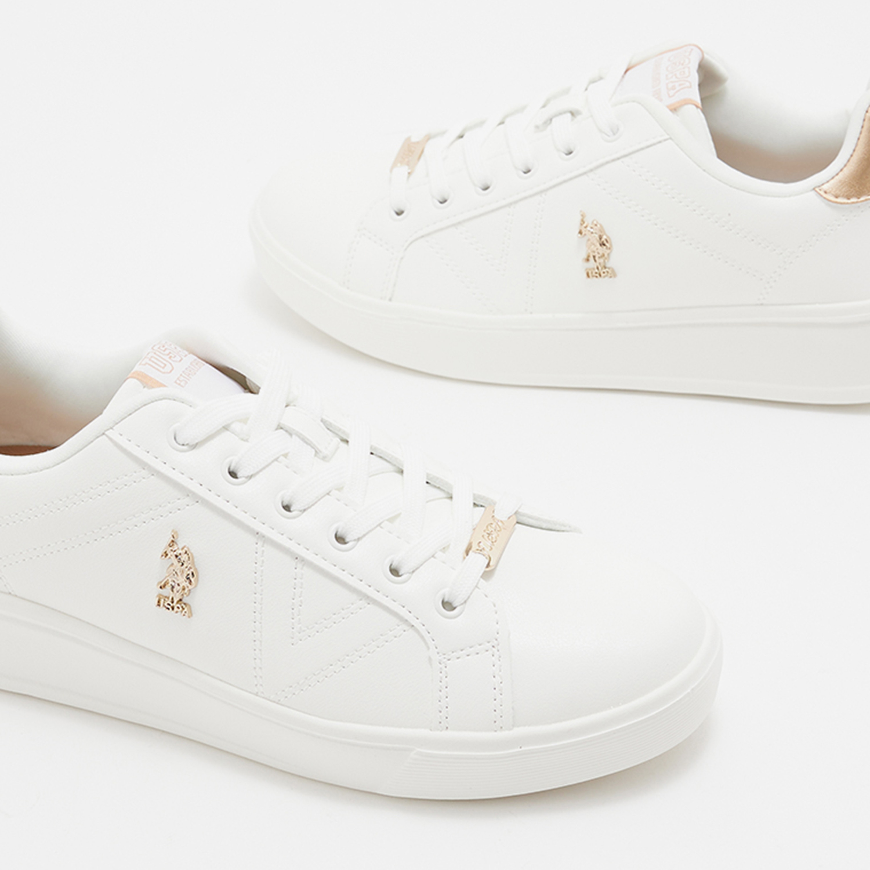يو اس بولو اسن. حذاء رياضي نسائي برباط علوي منخفض | 3WEXTRA3PR-women-shoes-sneakers-image-4