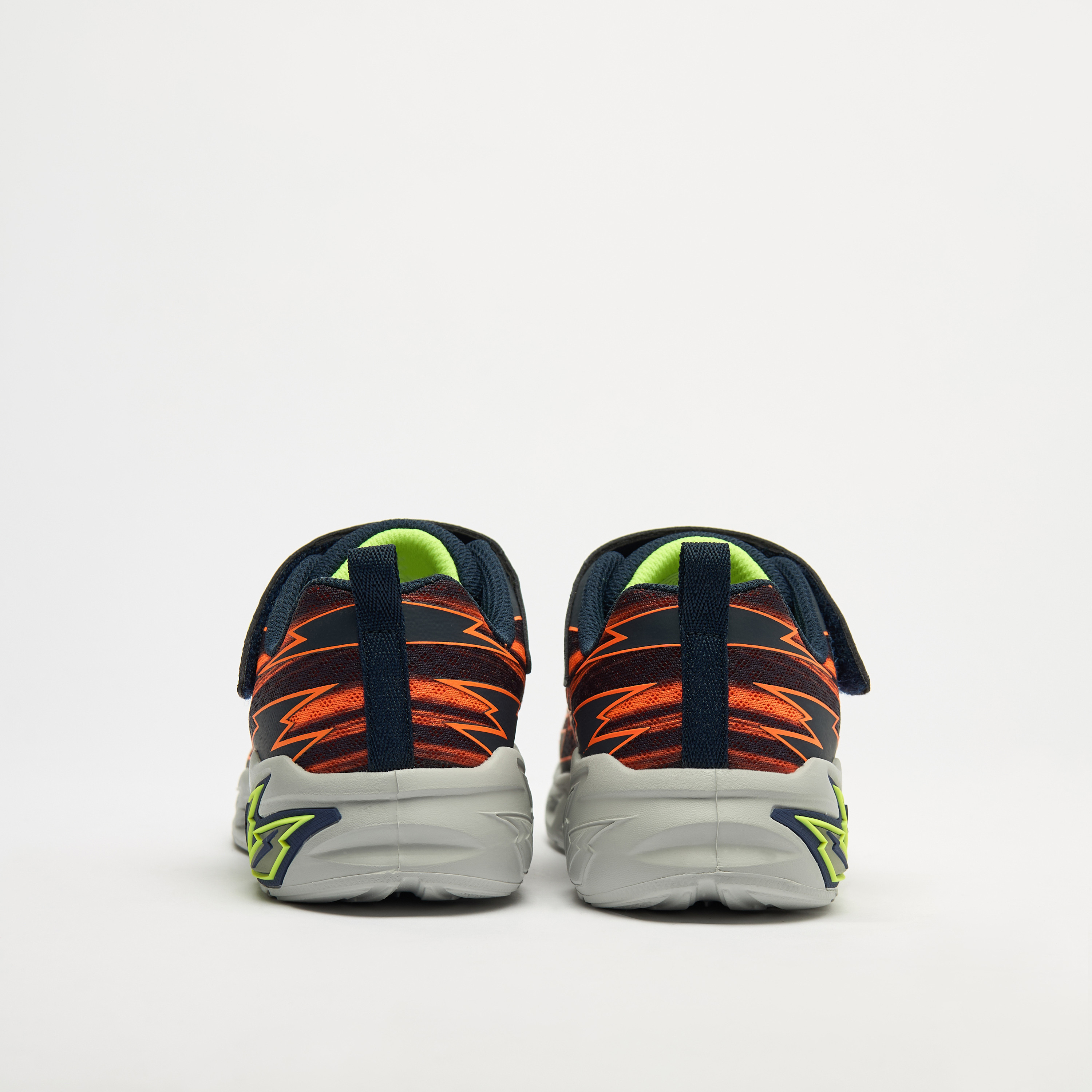 سنيكرز من سكيتشرز ذو لايت ستورم 2.0 هوك آند لوب للاولاد 400149L | OE-boys-shoes-sneakers-image-10