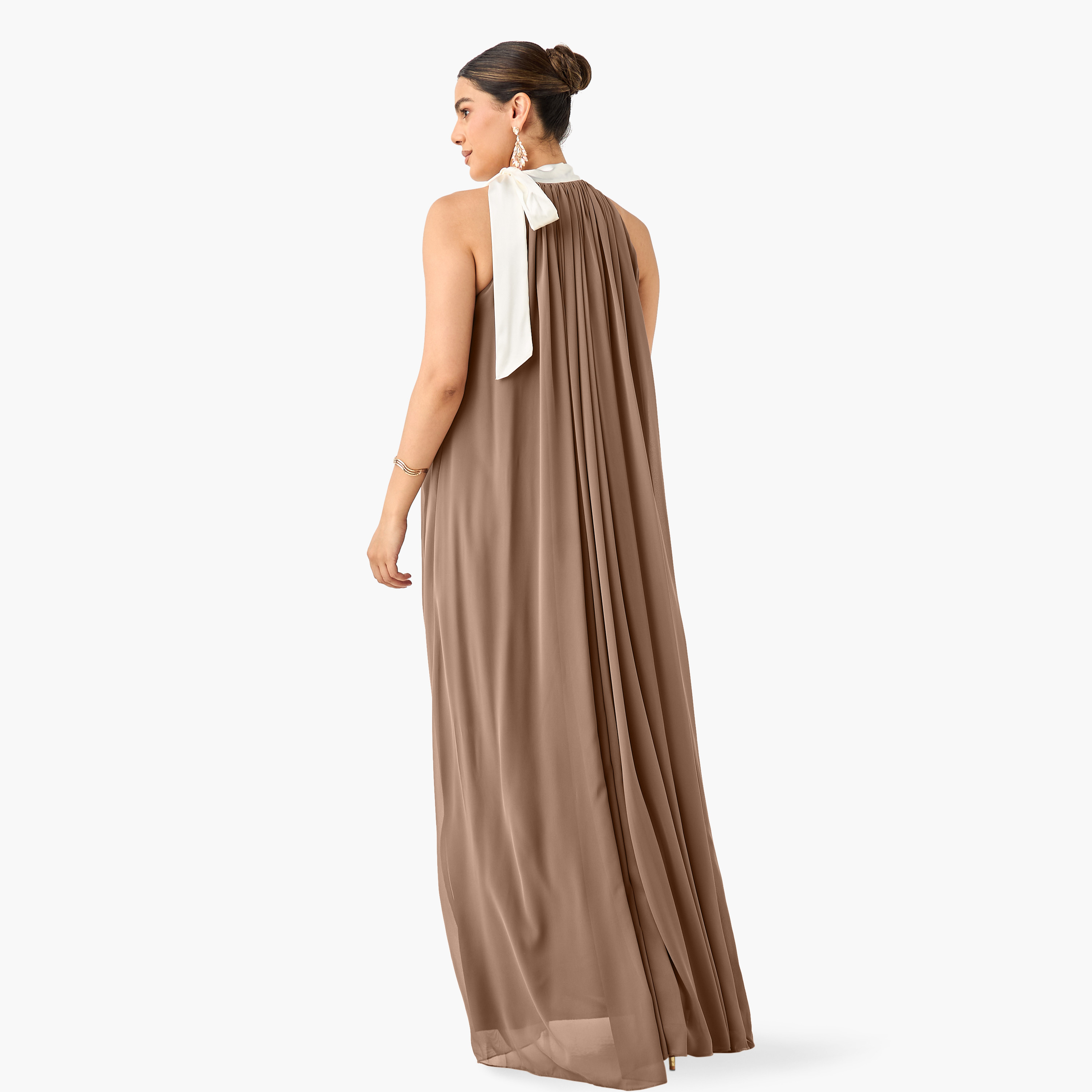 فستان سادة دون أكمام بتصميم شبه منحرف وياقة عالية من جولدن أبل-women-clothing-dresses-image-8