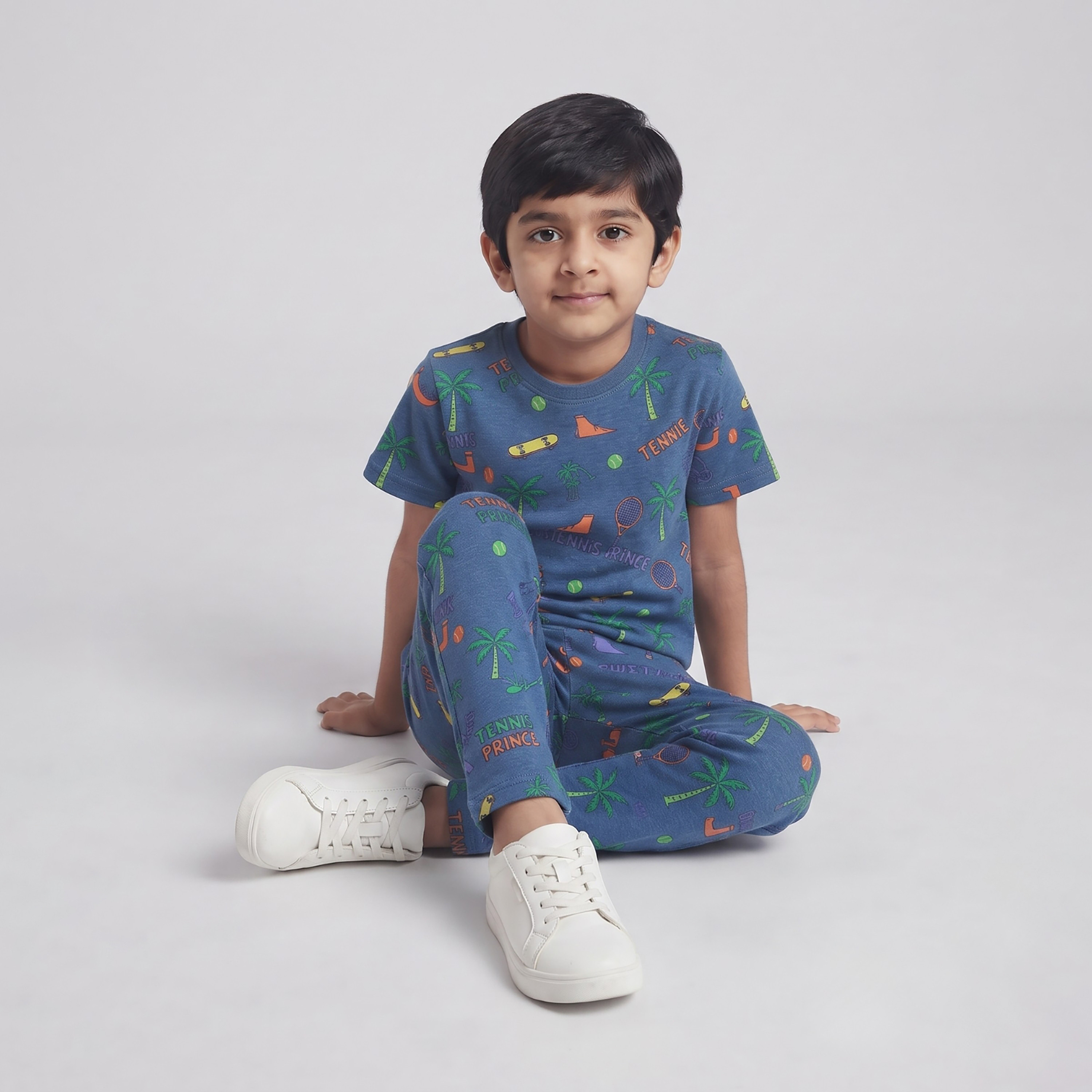 طقم تيشرت بأكمام قصيرة وبنطال بيجامة بتصميم رياضة النجوم من بيبي كلو-boys-clothing-setsandcoords-image-4